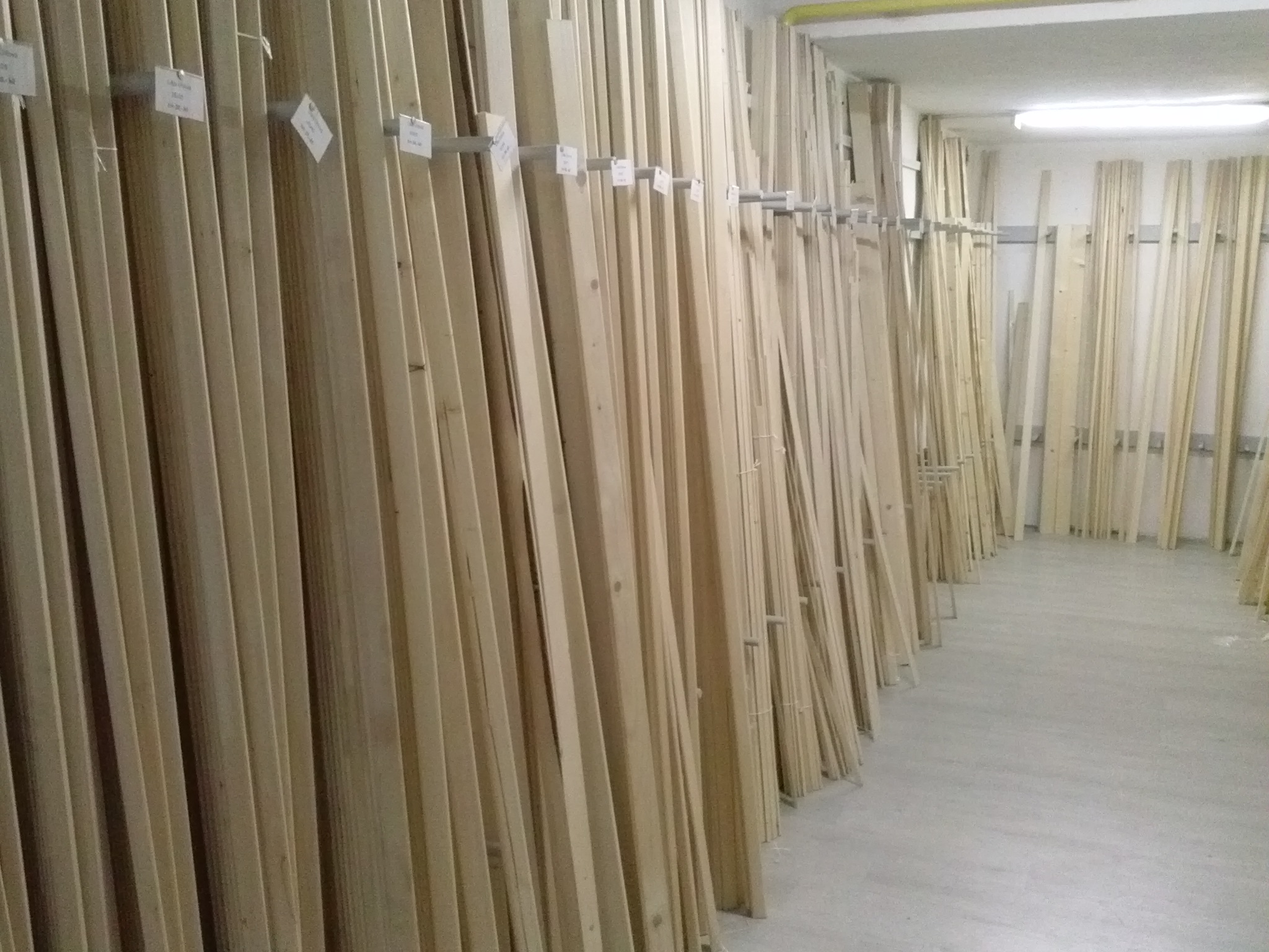 Dřevoprodej Tomáš Staša Ostrožská foto 4