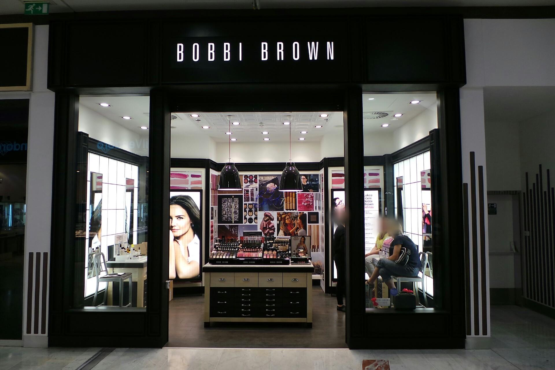 Bobbi Brown - OC Nový Smíchov