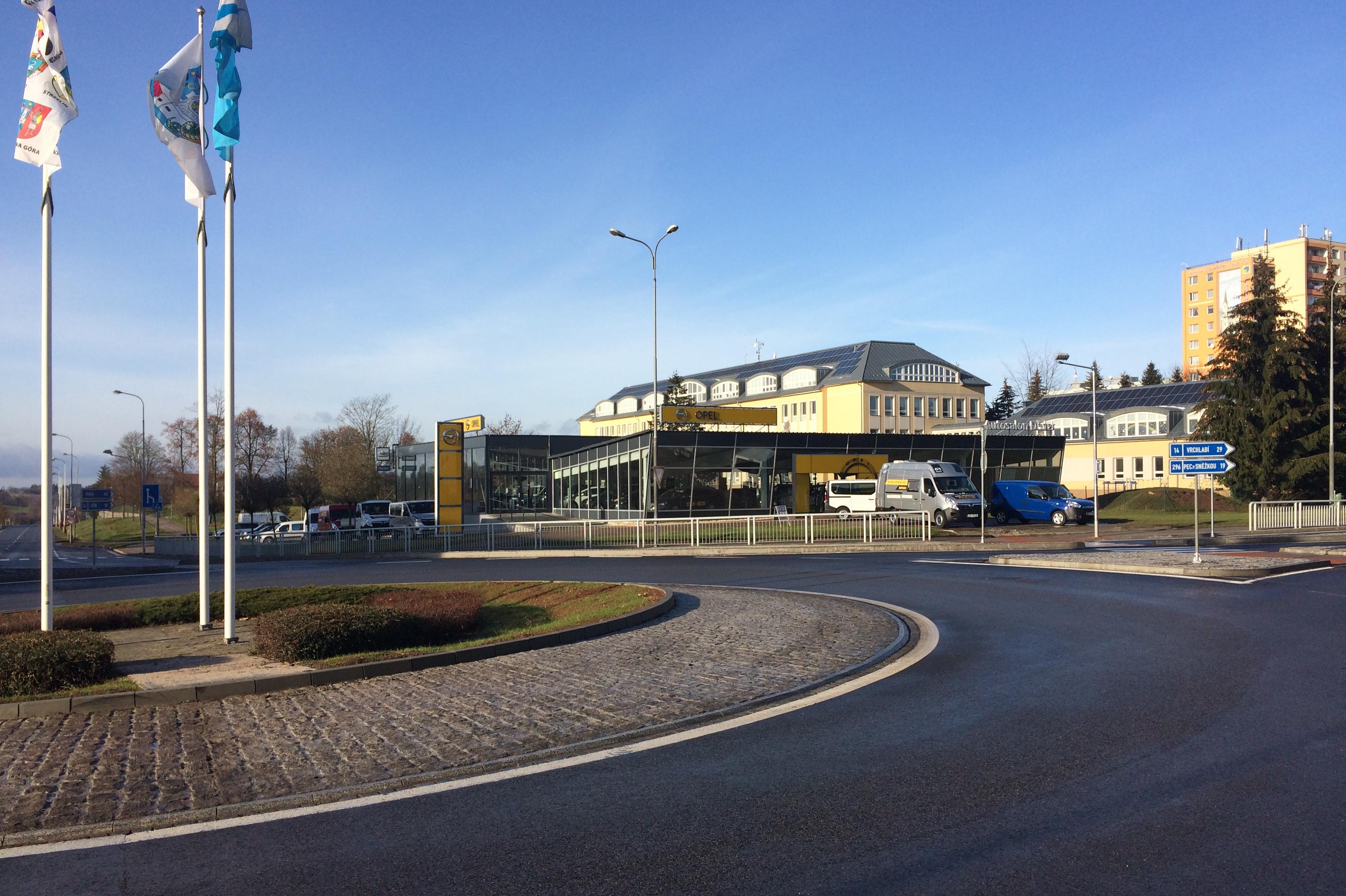 Autosalon Dědek, s.r.o. - OPEL