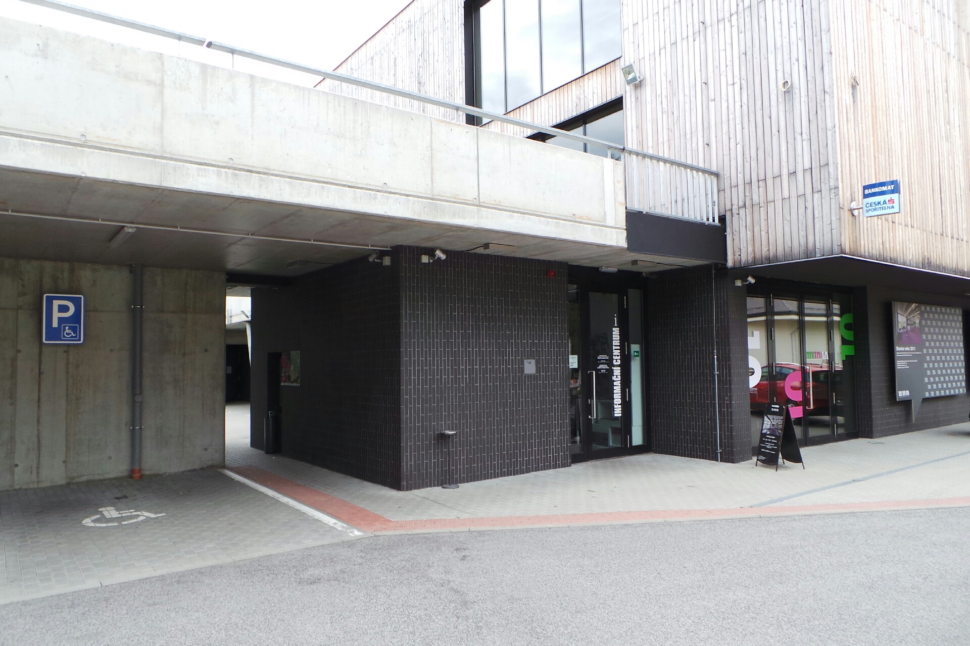 Bankomat České spořitelny