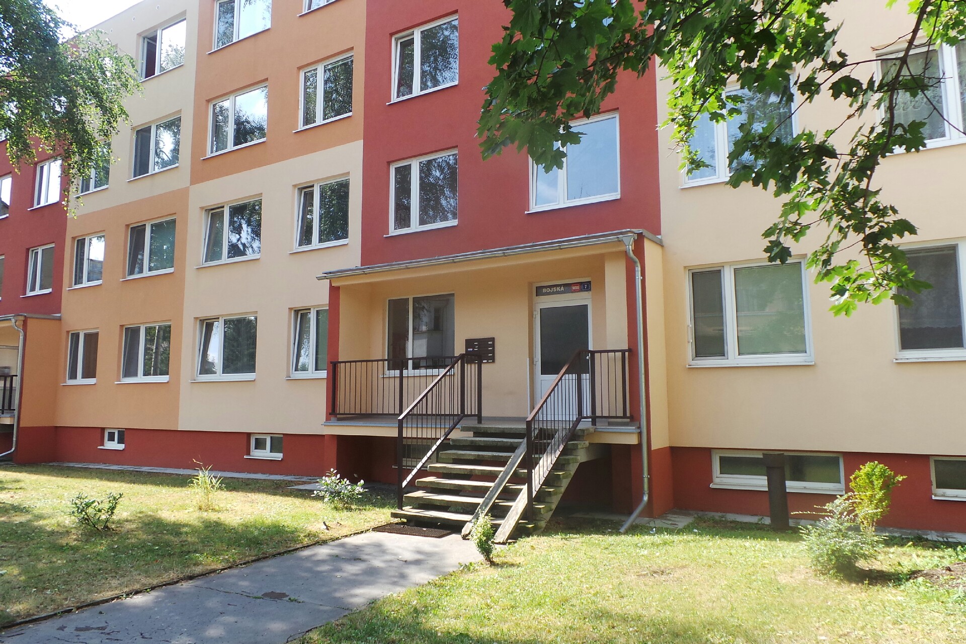 J.E. Nábytek - Jiří Evald