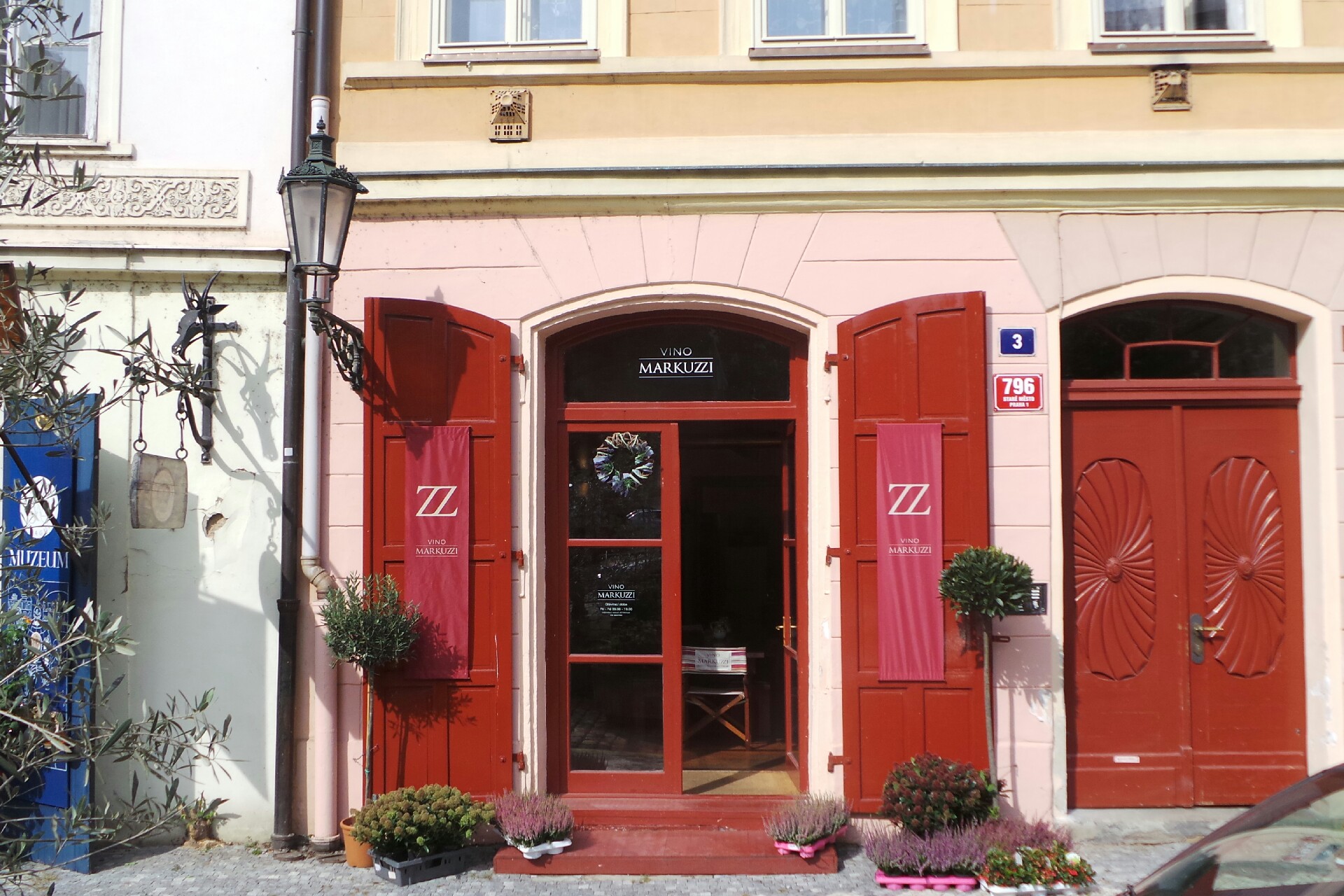 VINO MARKUZZI, s.r.o.