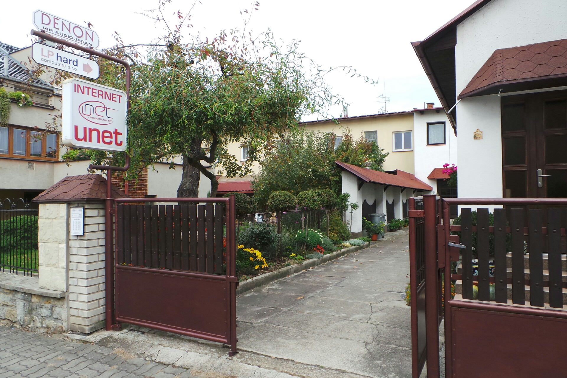 LP hard, společnost s ručením omezeným