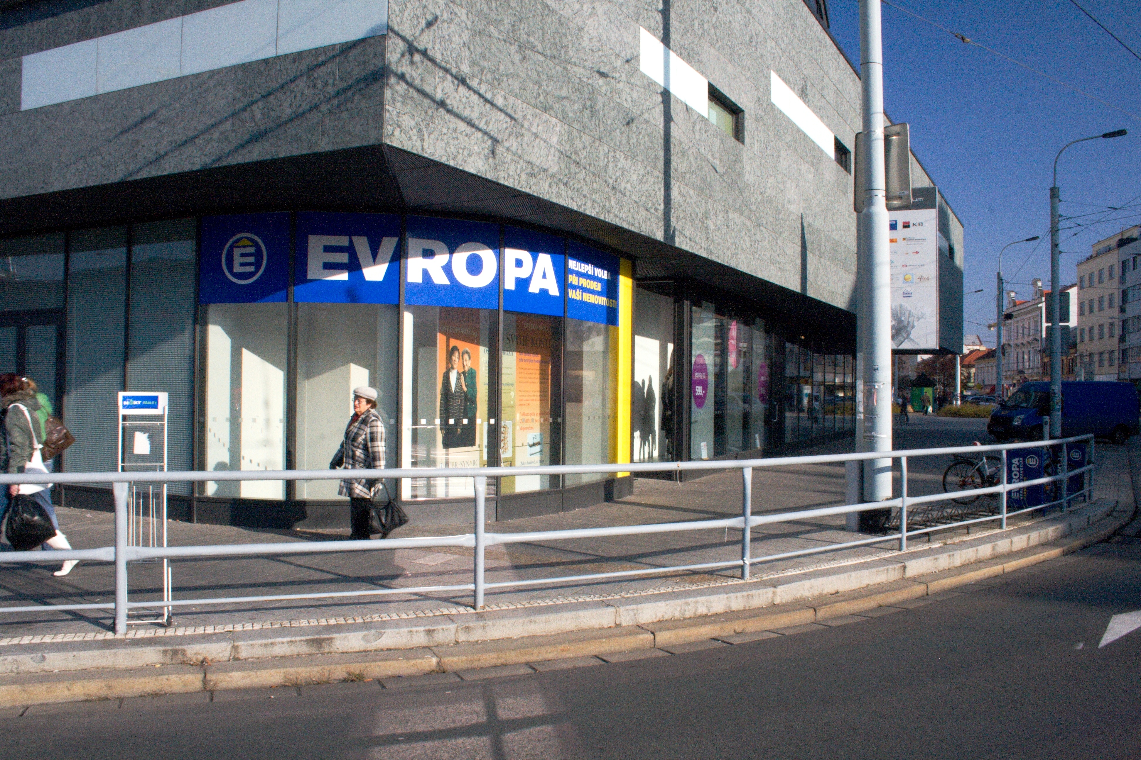 EVROPA realitní kancelář PARDUBICE foto 2