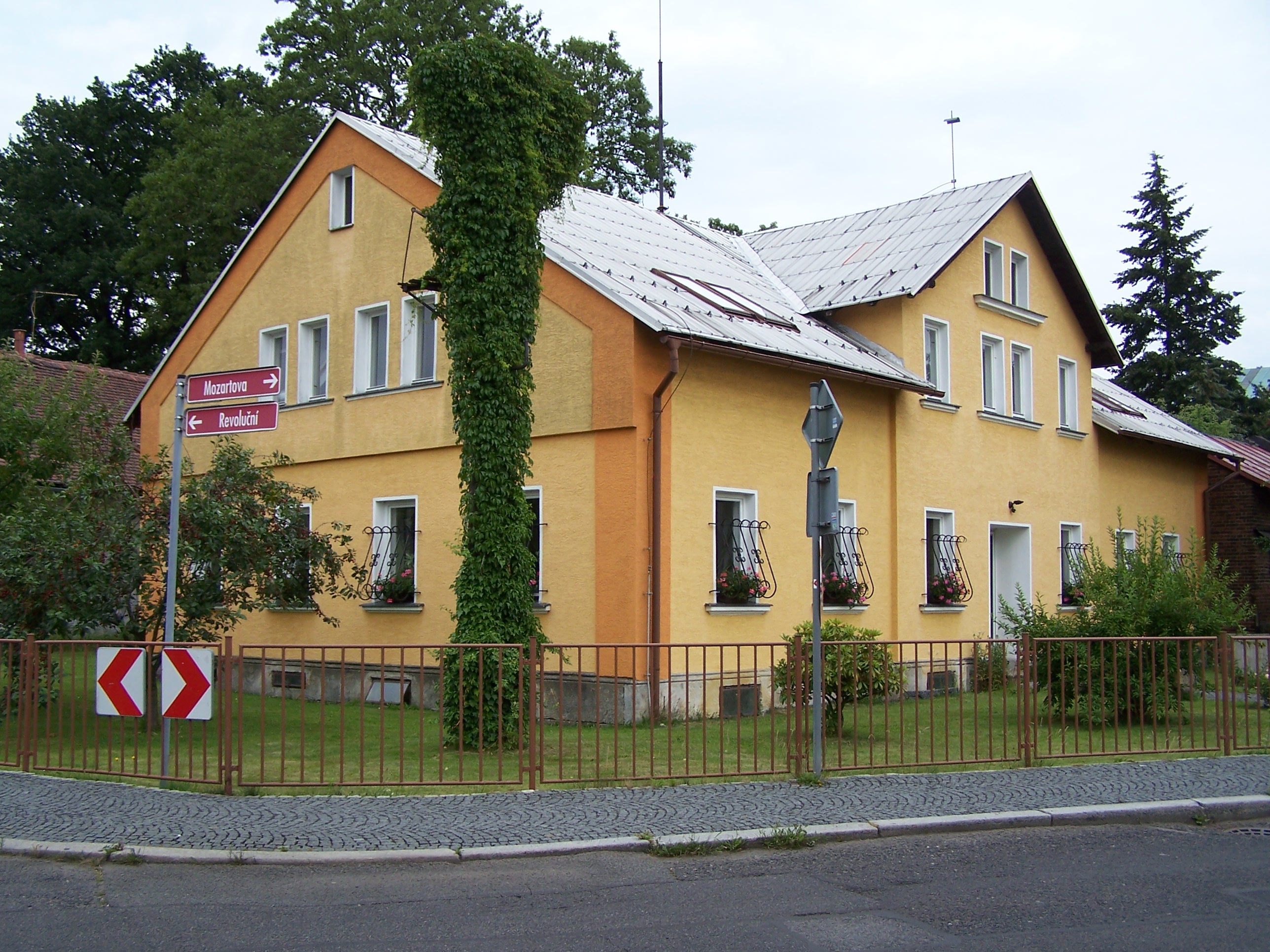 Mgr. Drahuše Tkáčová foto 2