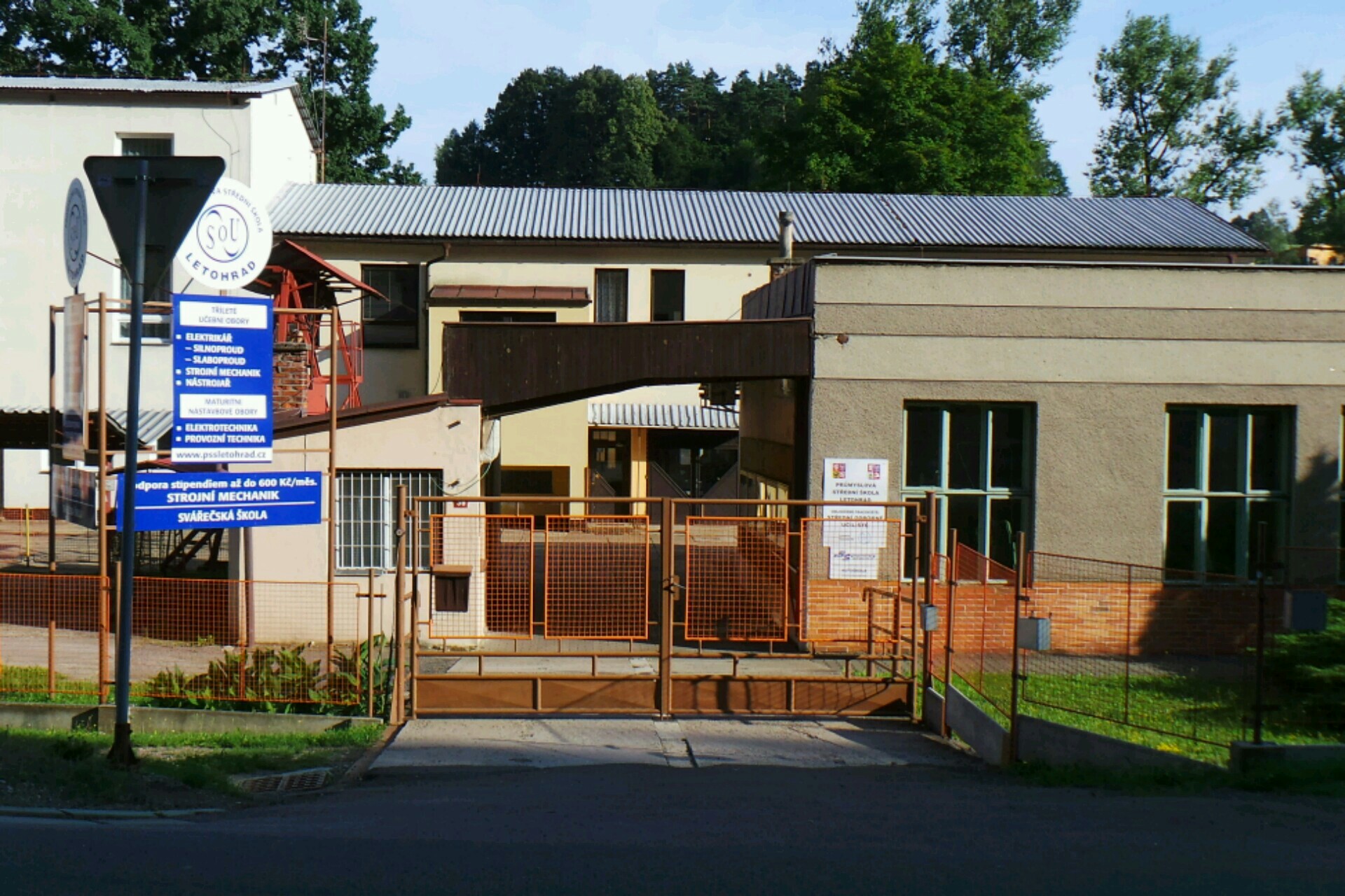 Průmyslová střední škola Letohrad - Autoškola