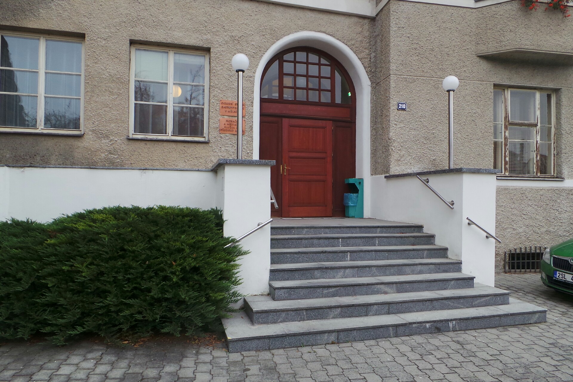 Probační a mediační služba