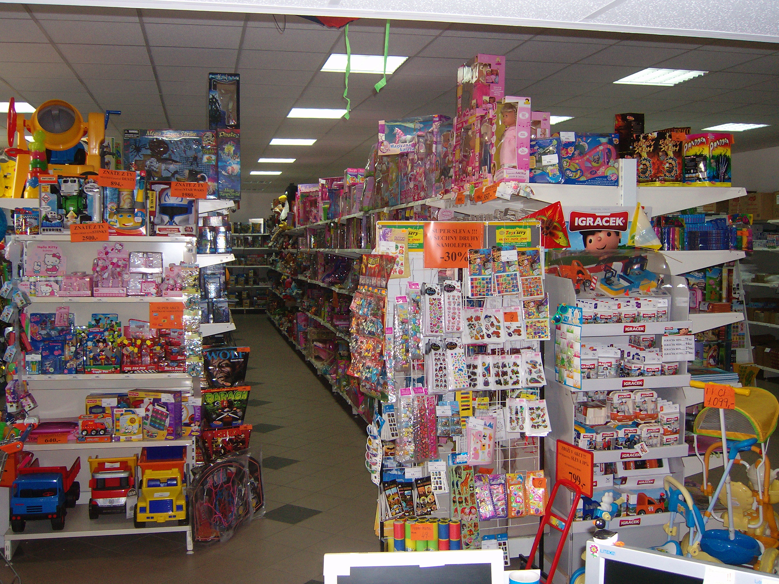 TOYS ŠERÝ foto 2