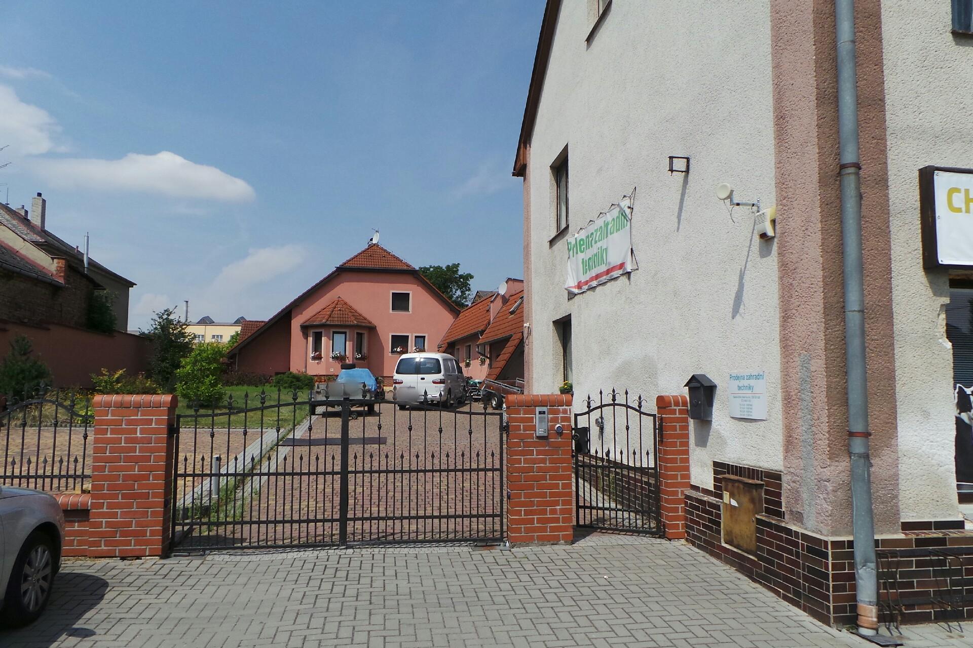 Radim Vavřínek - zahradní technika