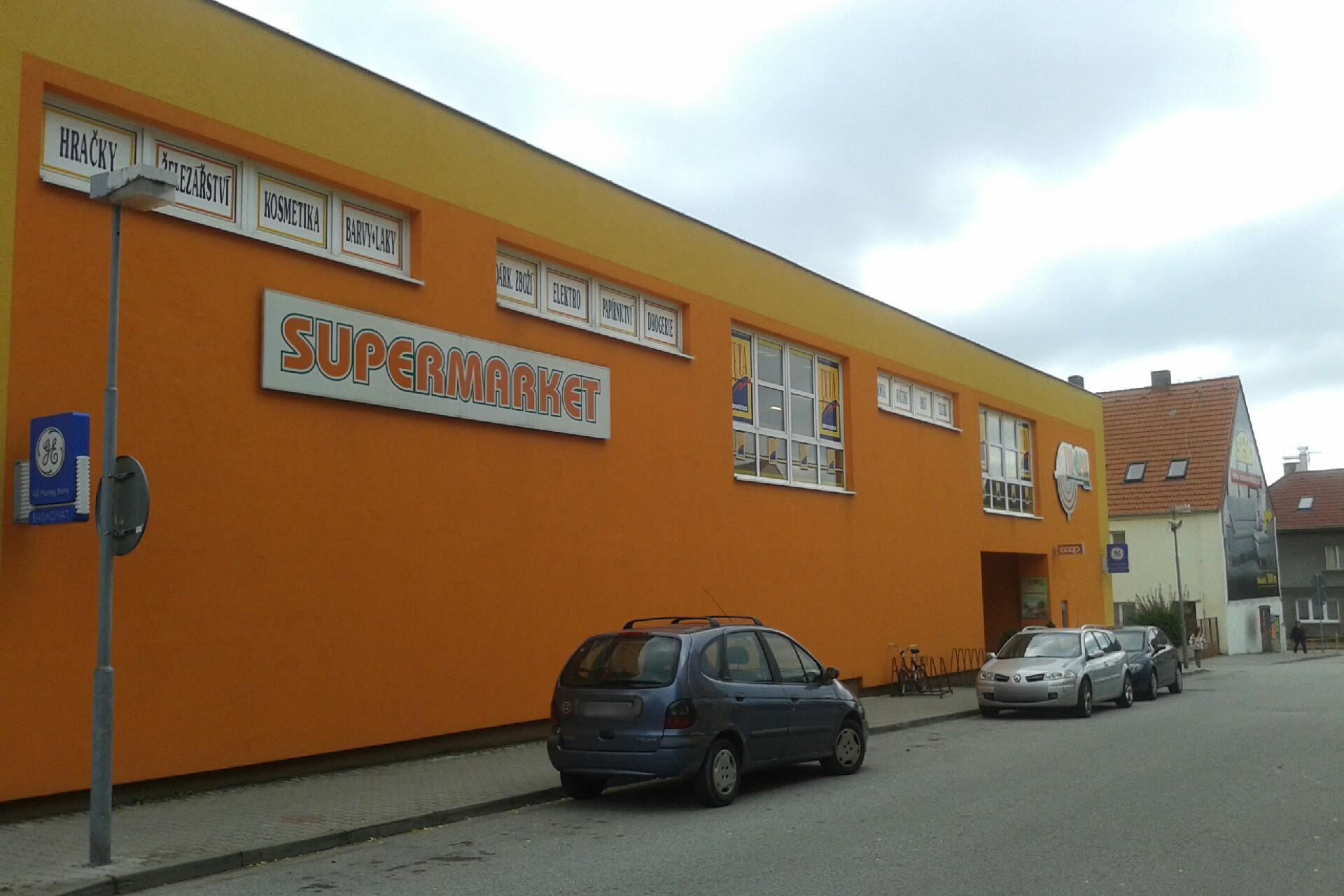 Supermarket Trefa foto 2