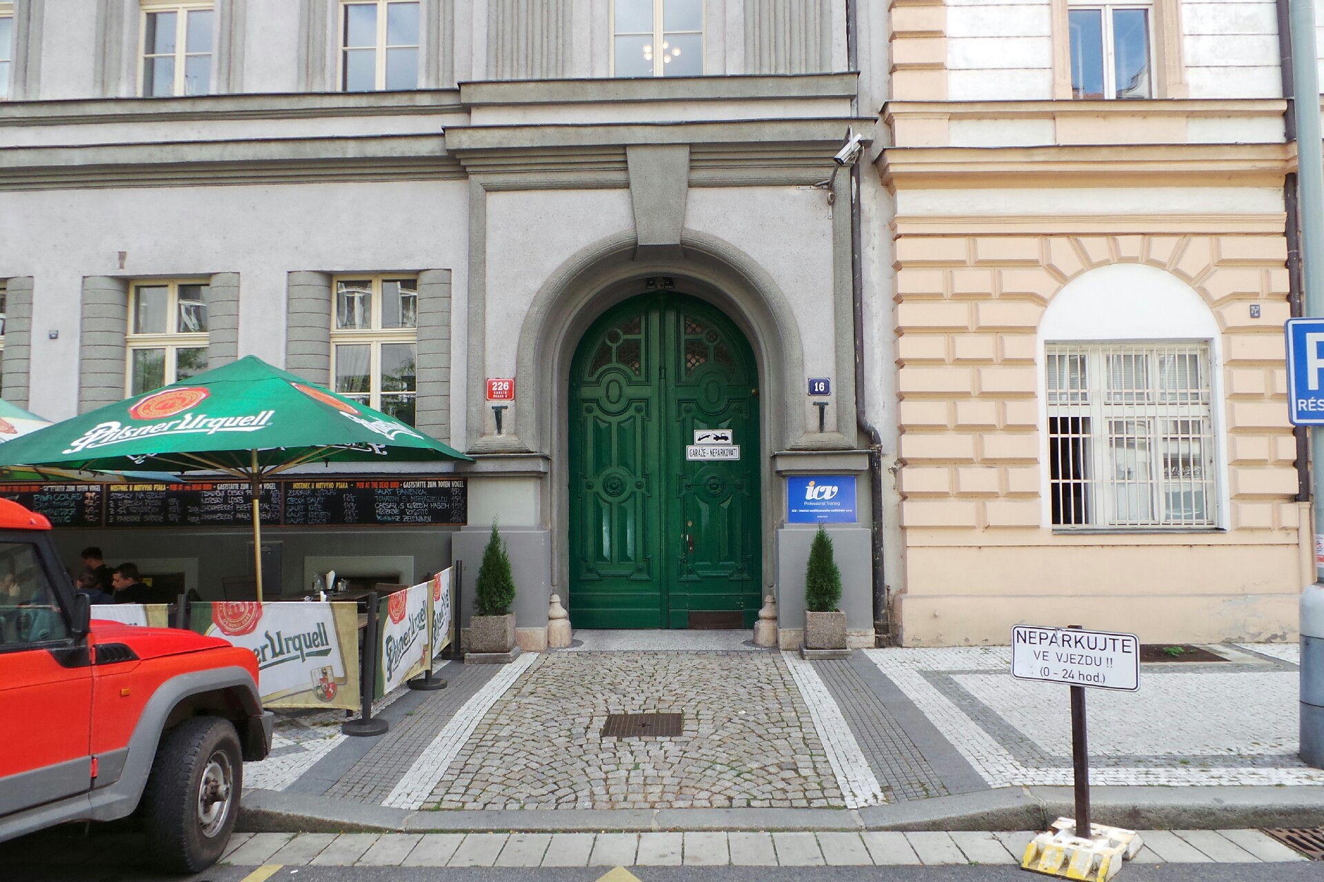 Mgr. Michaela Květenská, advokátka