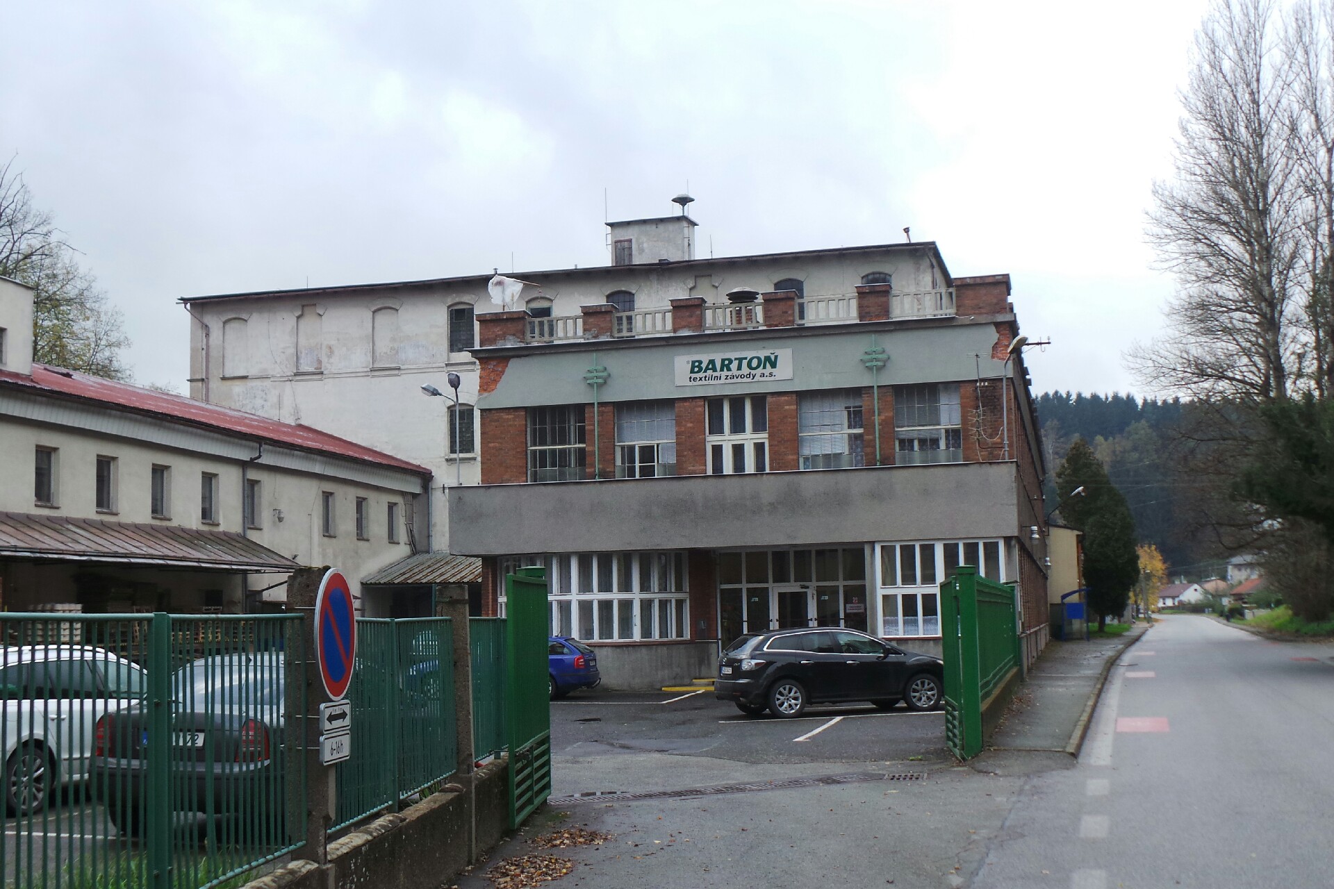 BARTOŇ - textil, a.s.