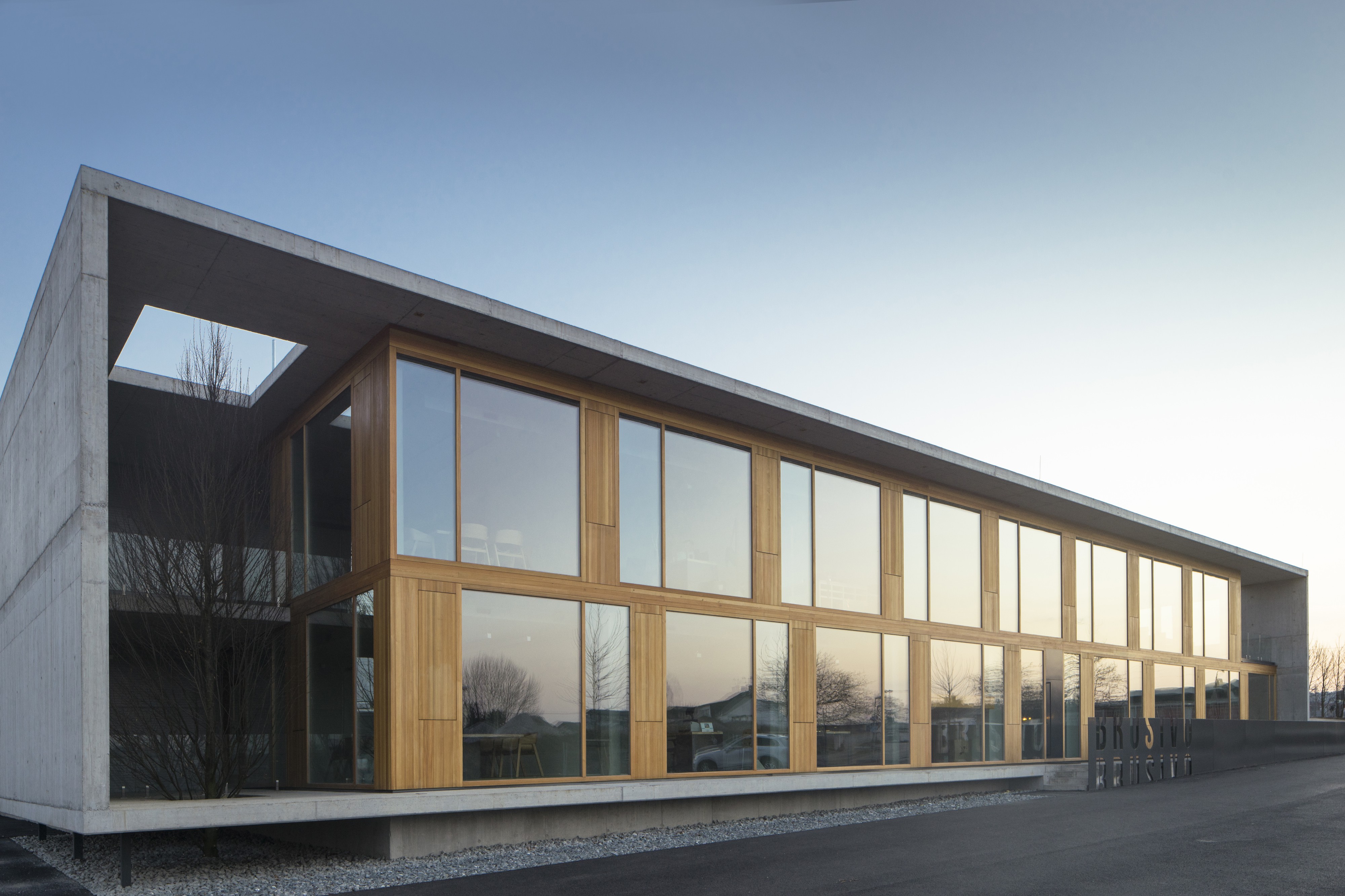 BRUSIVO, spol. s r.o.