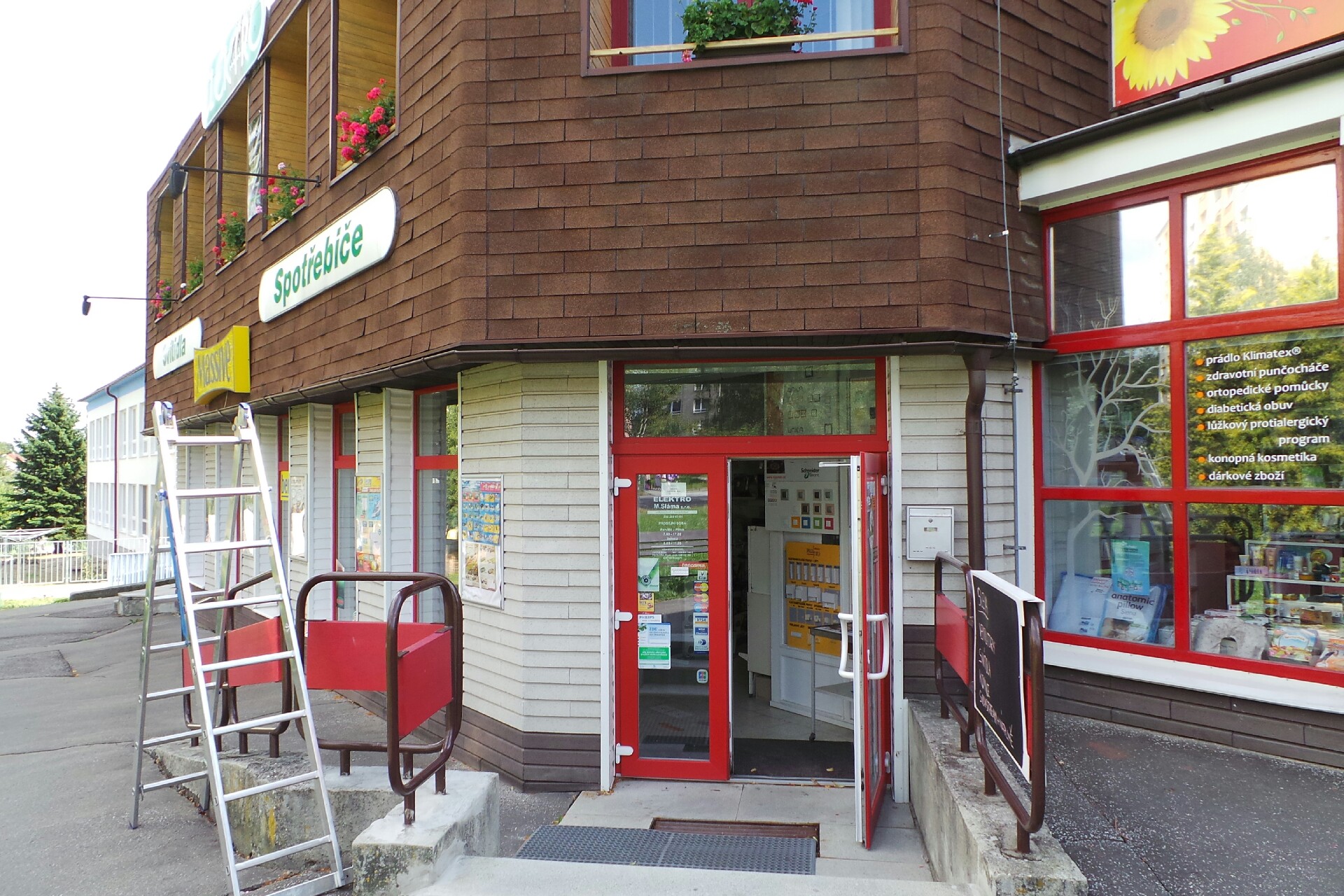 ELEKTRO Sláma foto 2