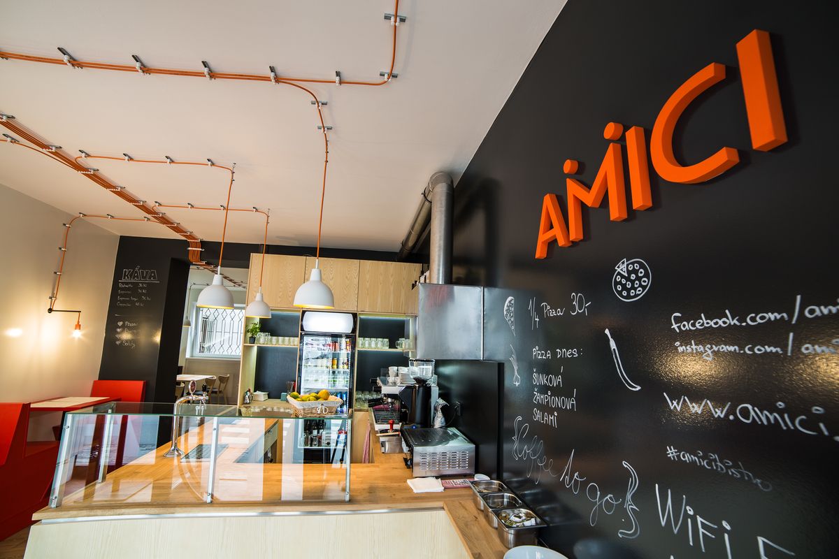 Amici Pizza & Burgers foto 3
