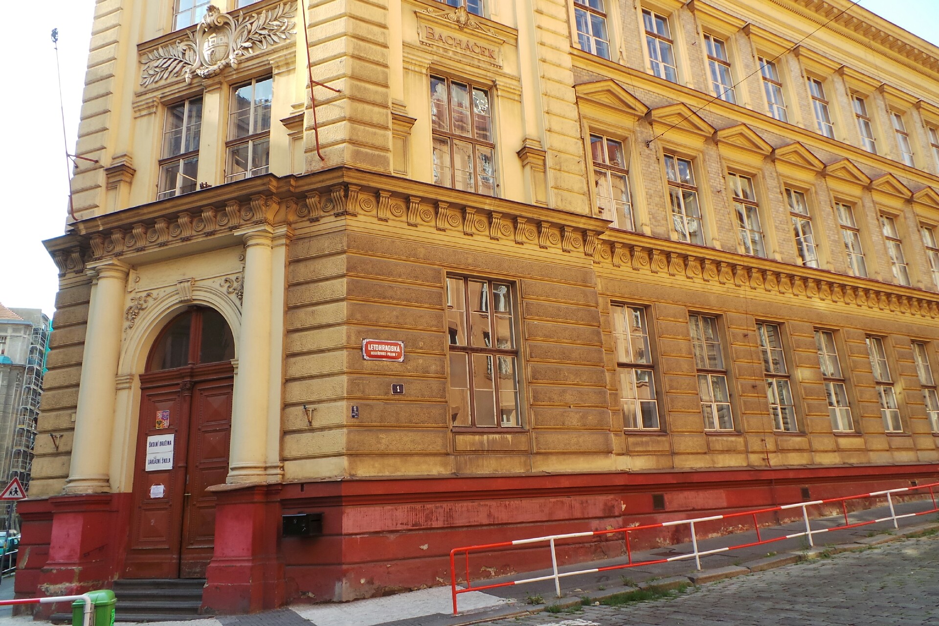 ZŠ Praha 7, Letohradská