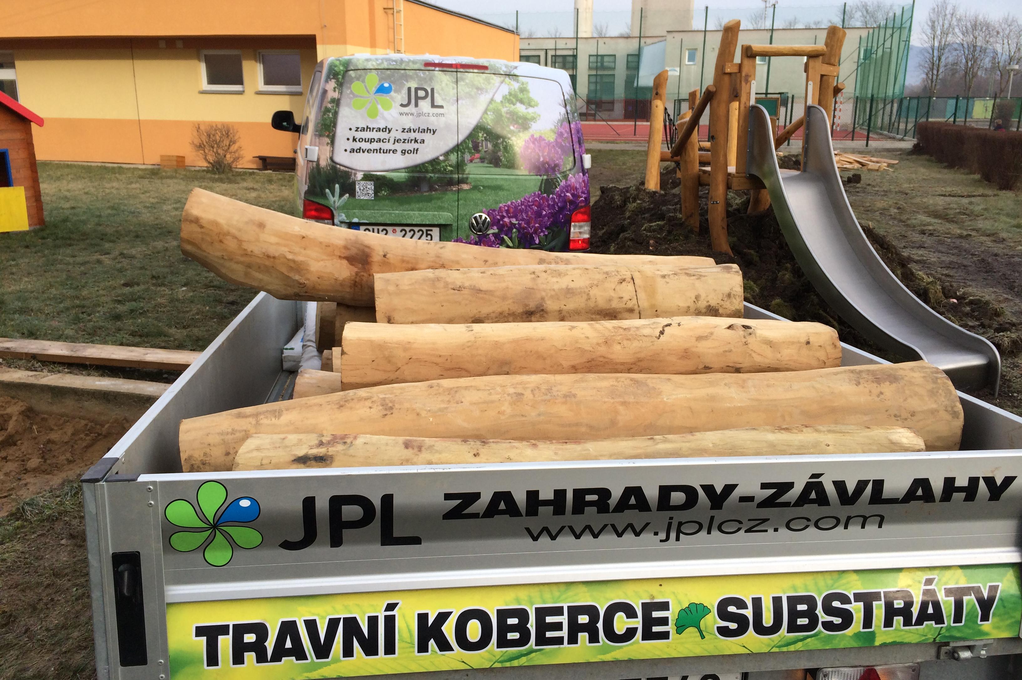 JPL - zahrady a závlahové systémy