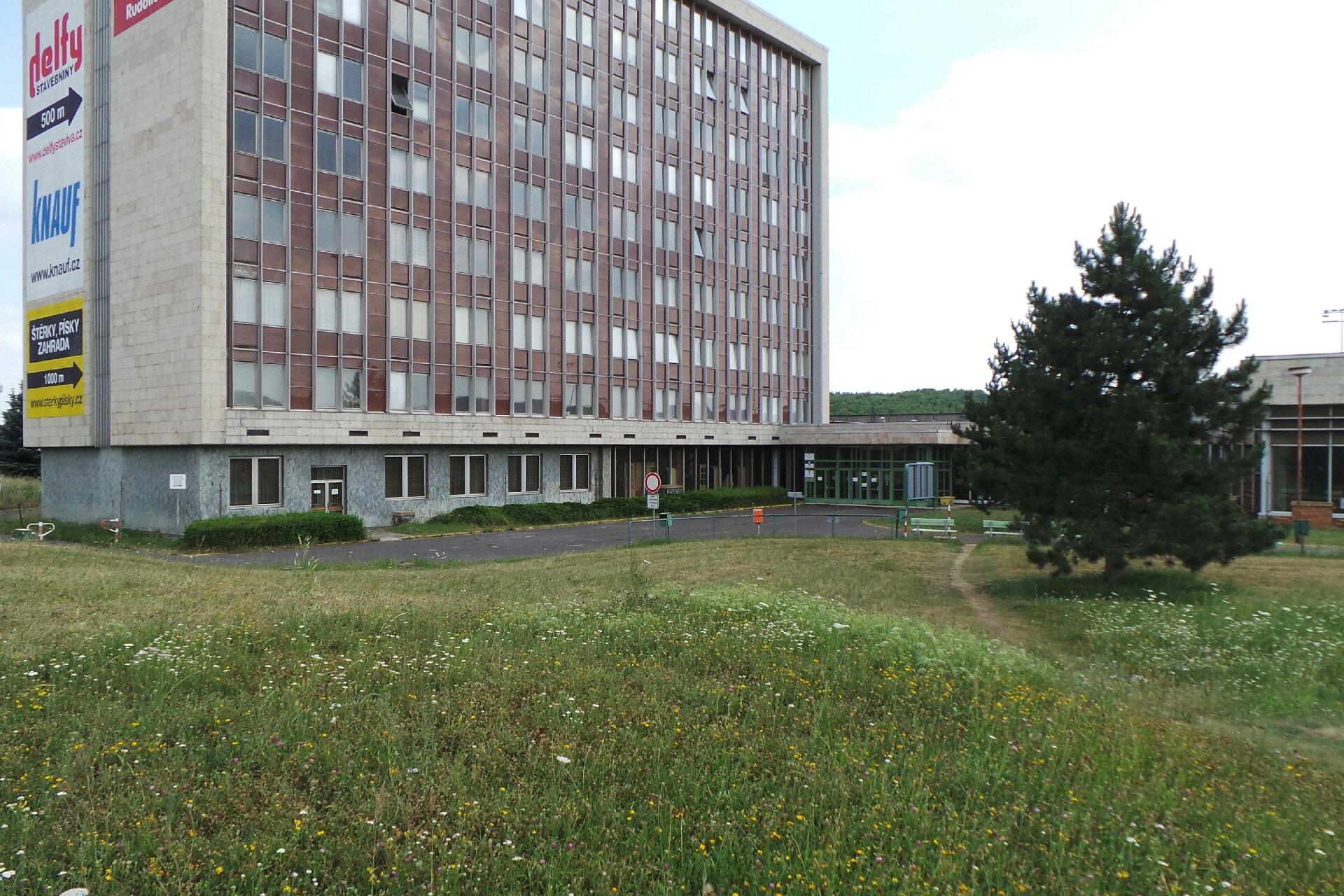 Střední škola technická - Školní jídelna