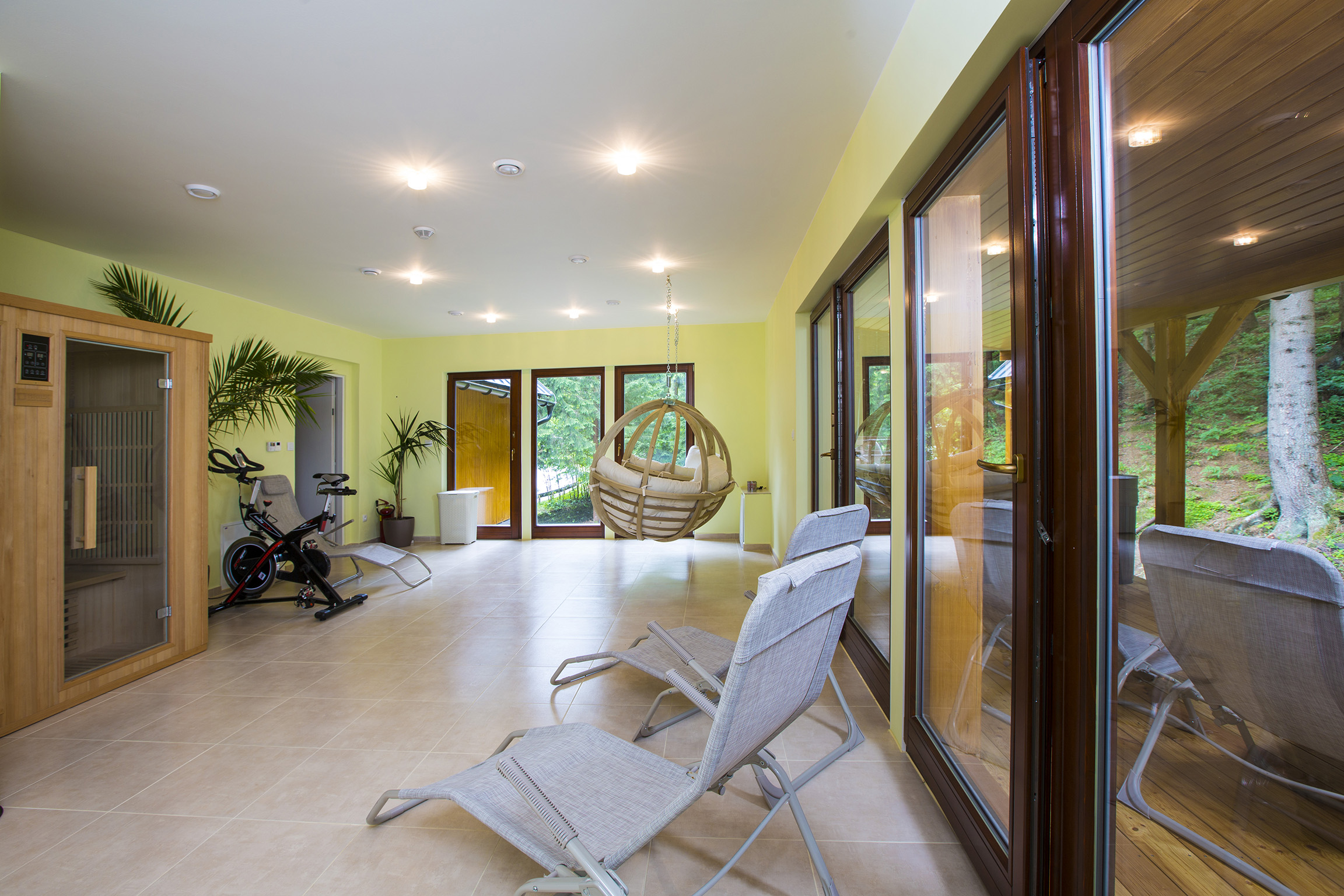 Hotýlek pod smrkem foto 3