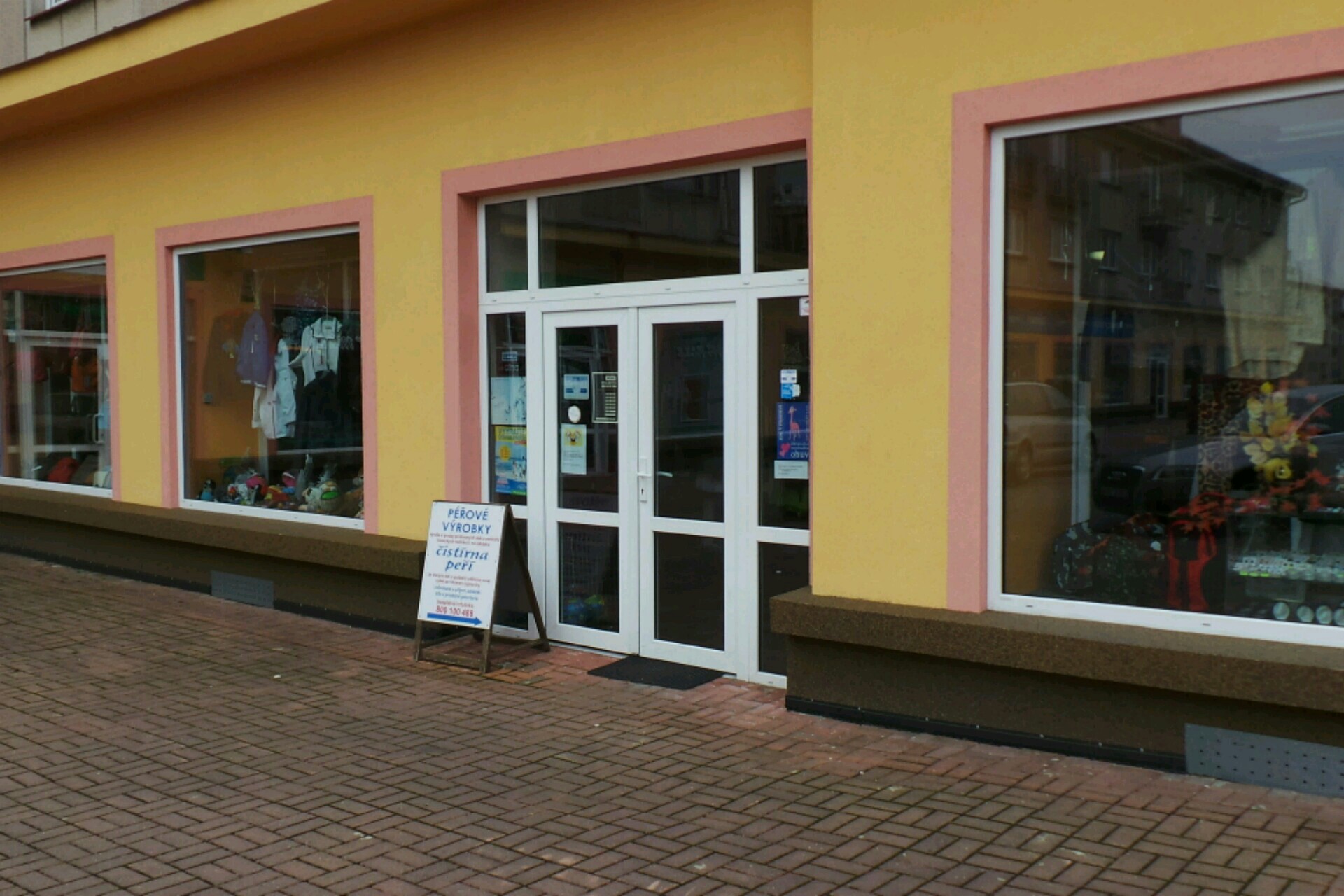 Čistírna peří Mareš