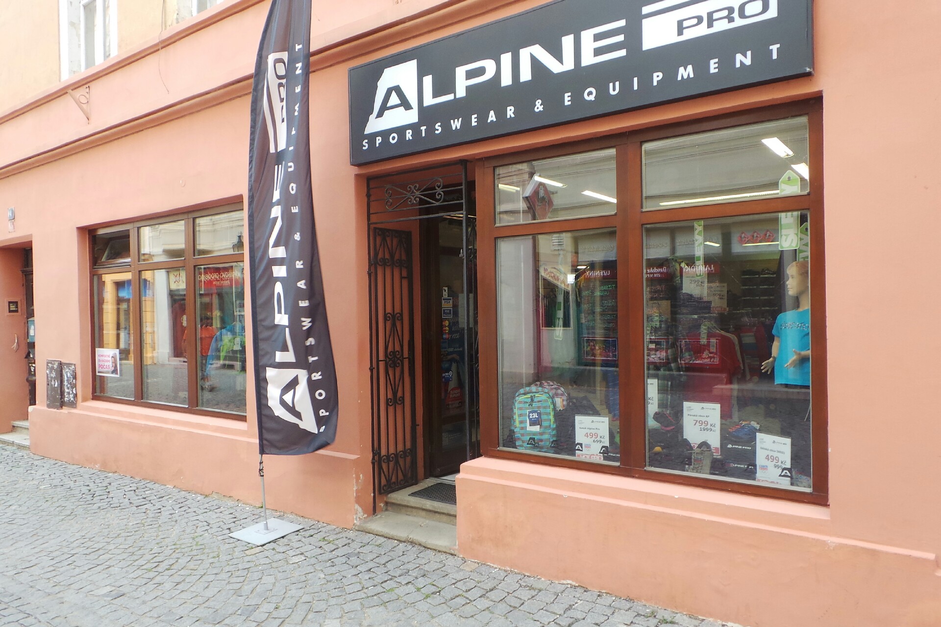 ALPINE PRO
