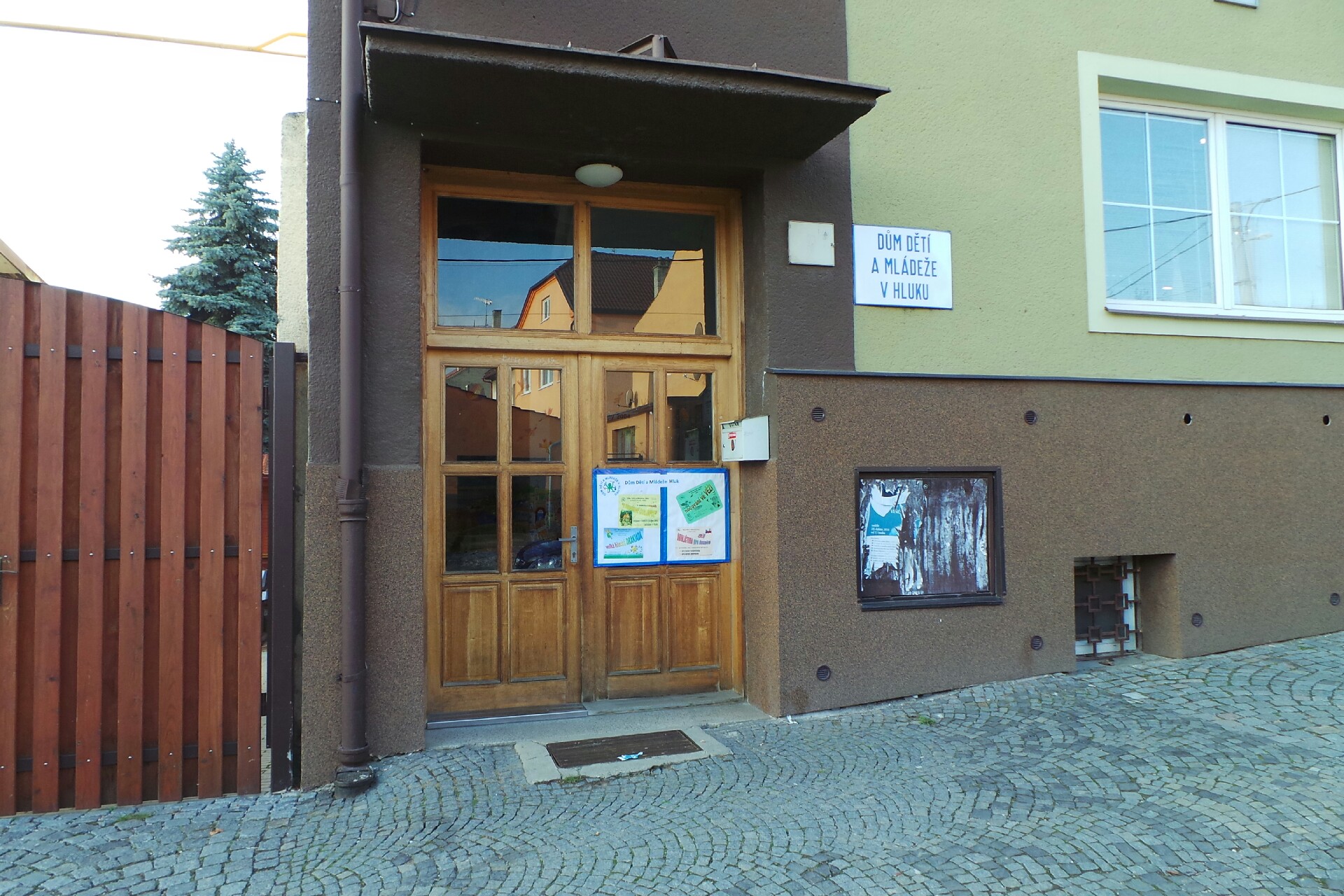 Dům dětí a mládeže Hluk