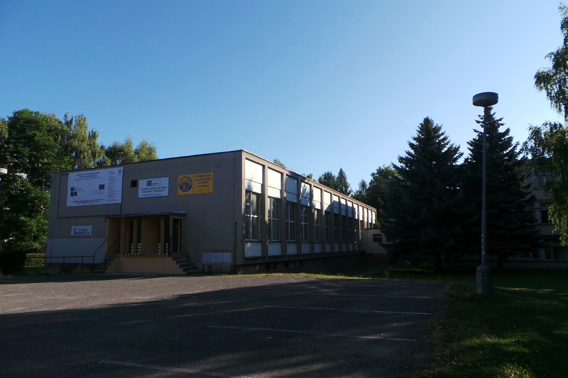 Kadeřnické služby Střední průmyslová škola chemická Pardubice