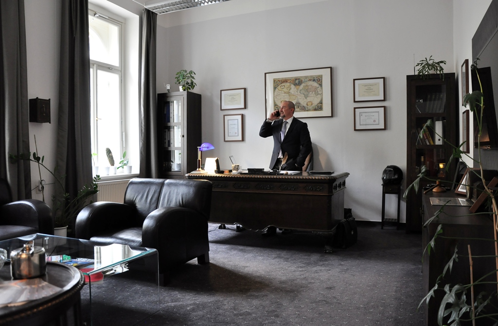 AURUS REALITY JUDr. ZÁHORSKÝ spol. s r.o. foto 2