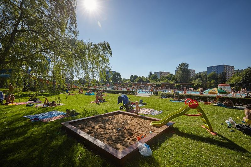 Letní koupaliště MEBYS Trutnov s.r.o. foto 2
