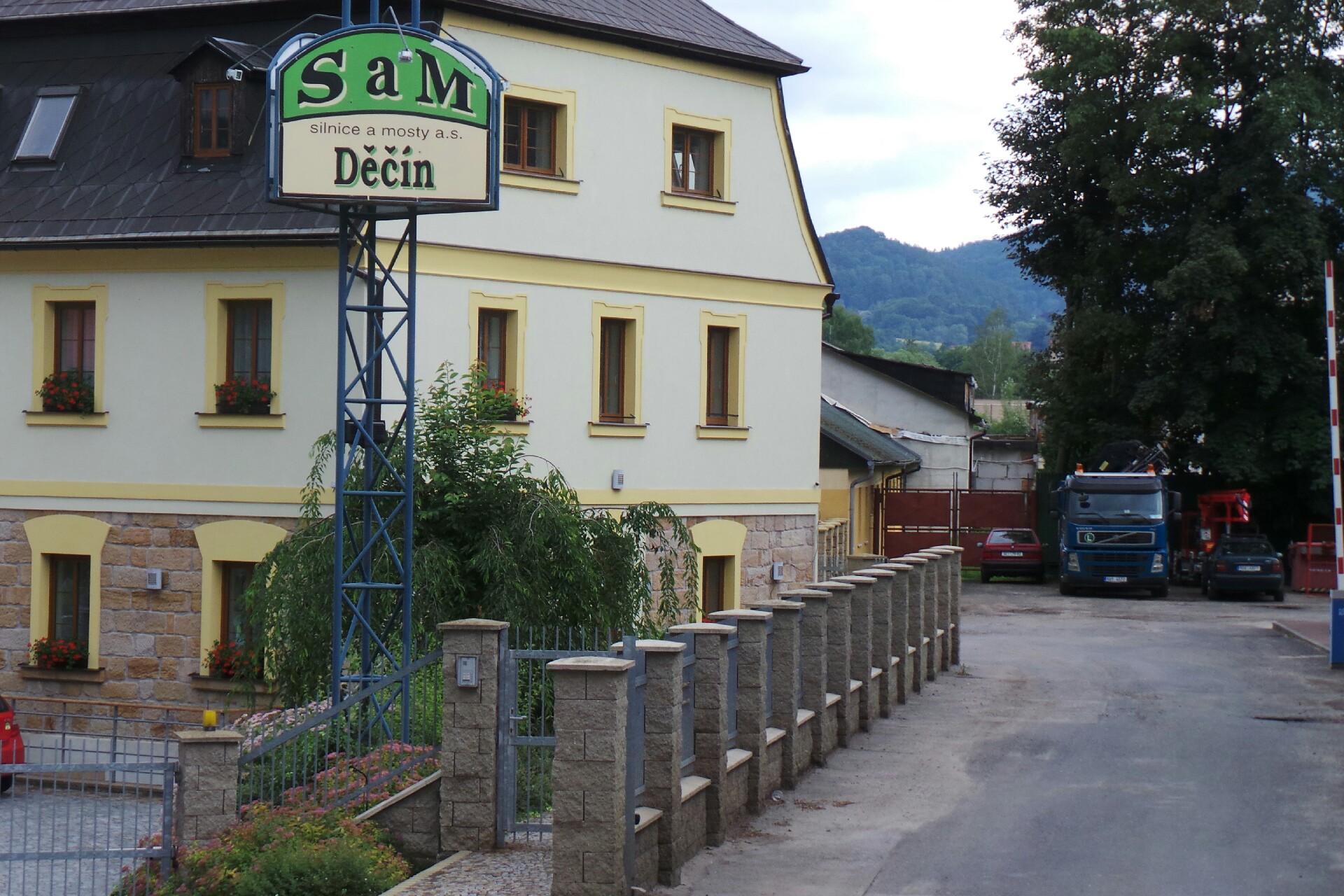 SaM silnice a mosty Děčín, a.s.