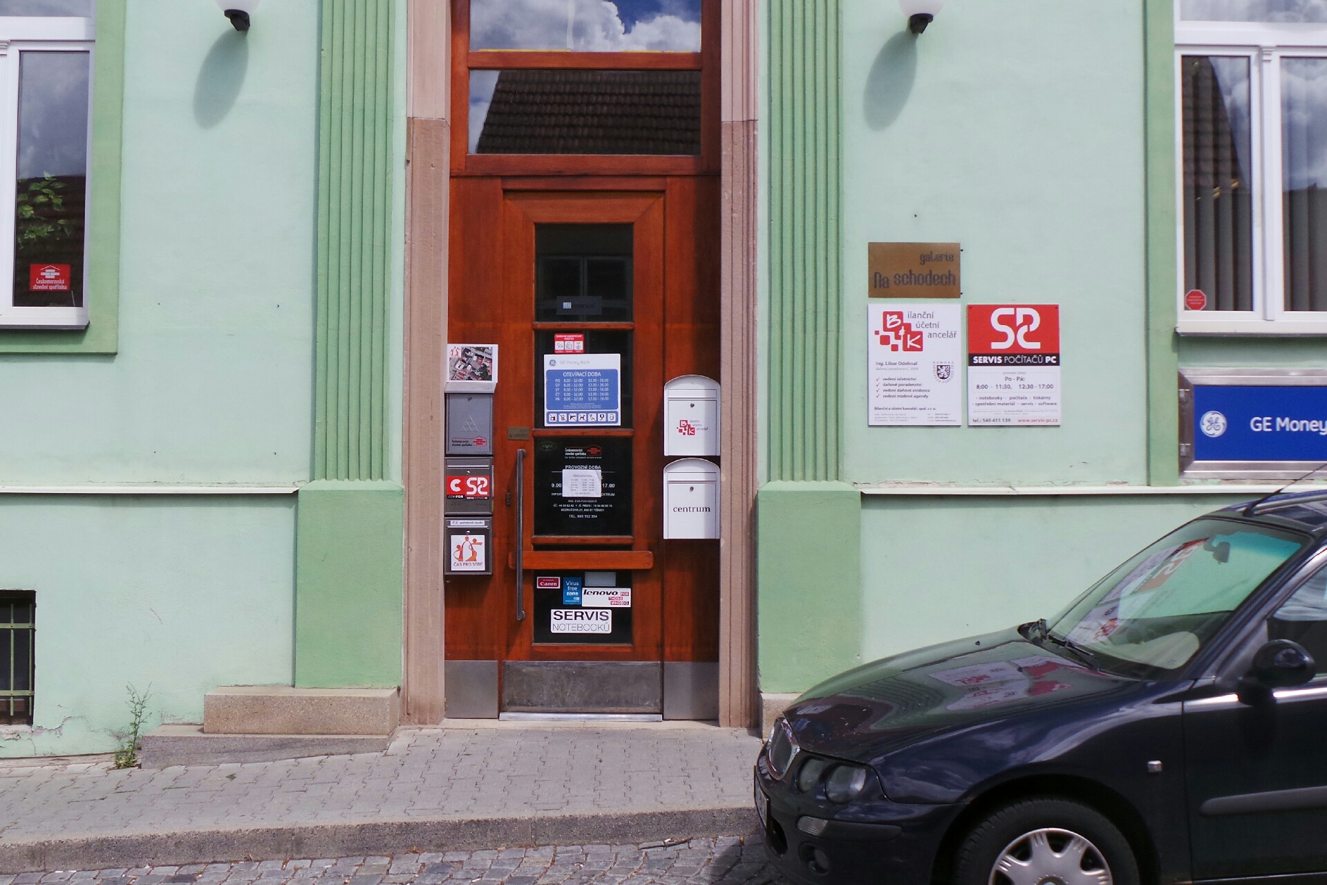 Ing. Eva Fuchsová - finanční poradenství foto 1