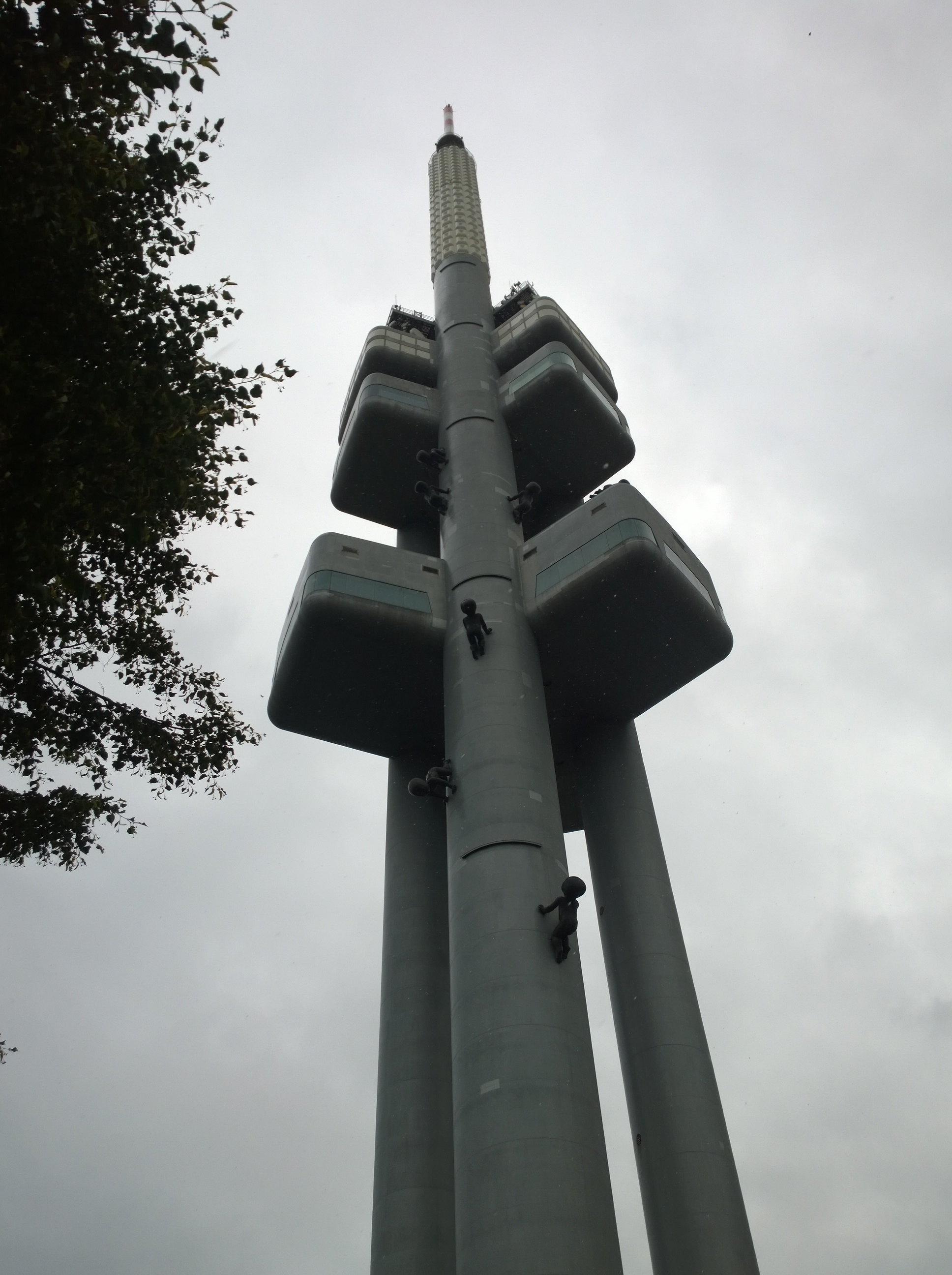 TOWER PARK PRAHA - Žižkovská věž foto 6