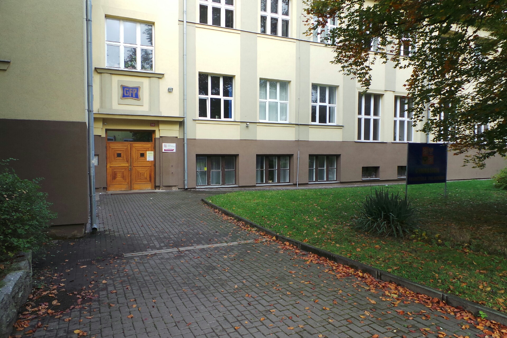 Gymnázium Františka Palackého, Neratovice - Školní jídelna