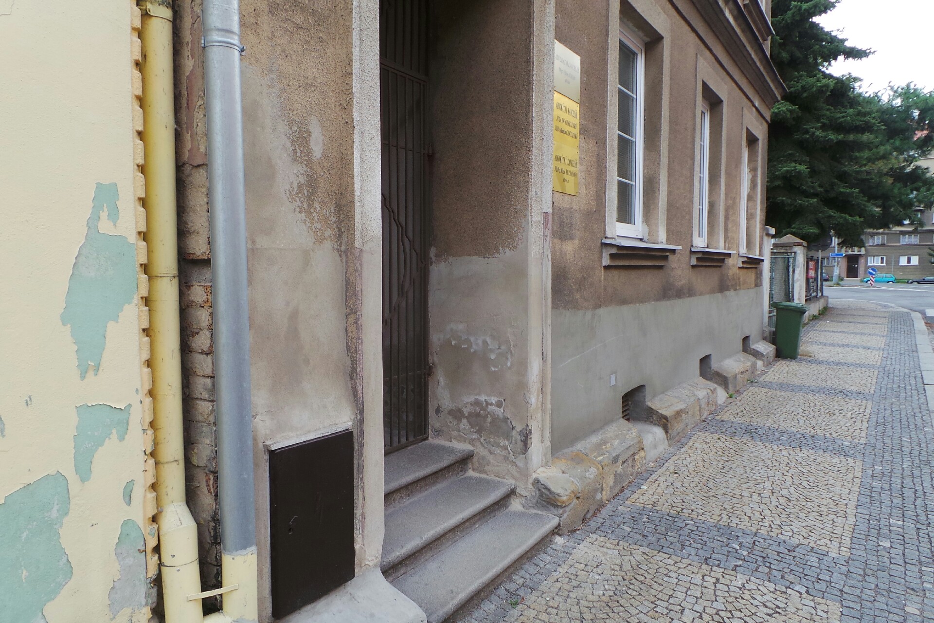 JUDr. Blanka Chmelenská, advokát