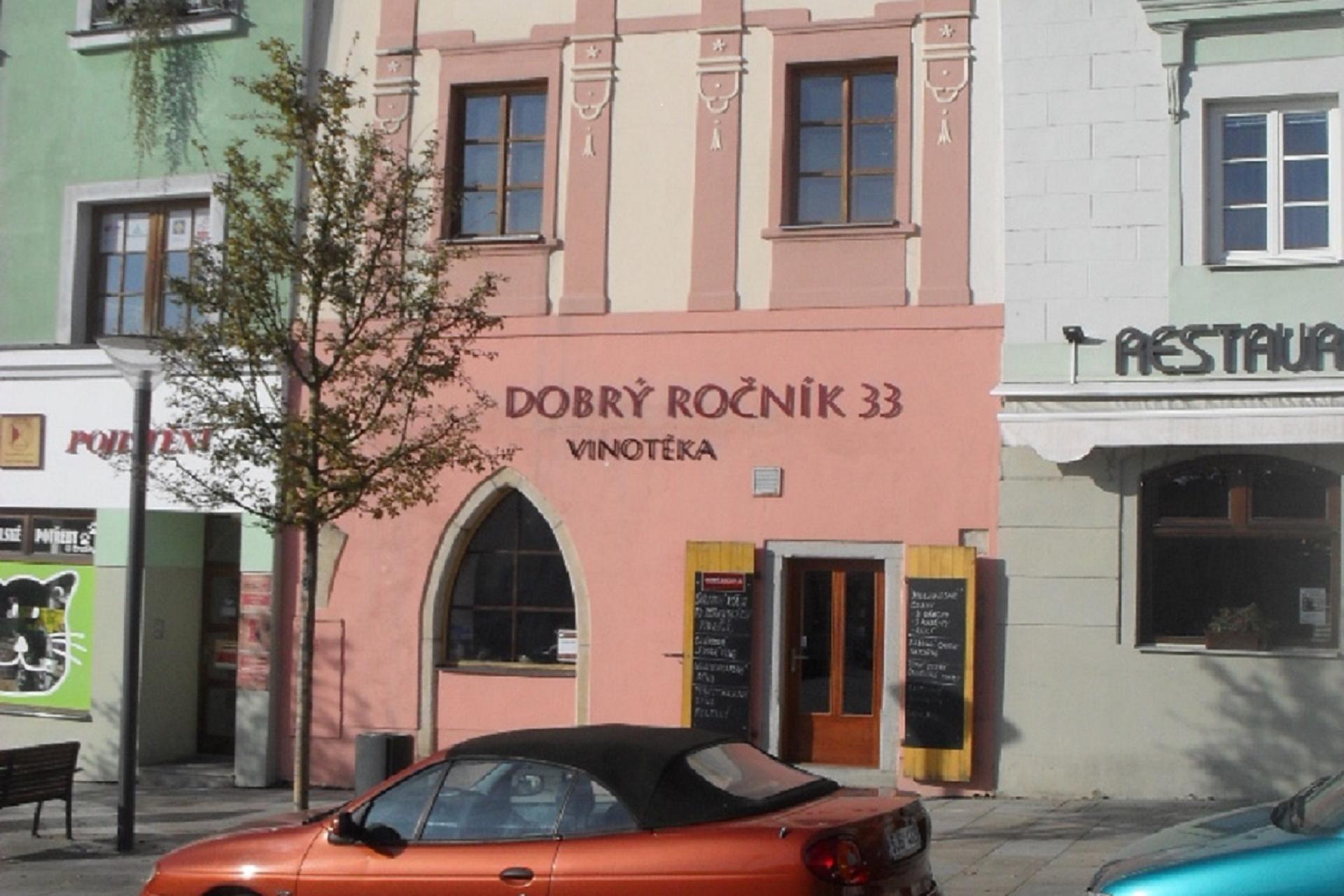 Dobrý ročník 33 - vinotéka