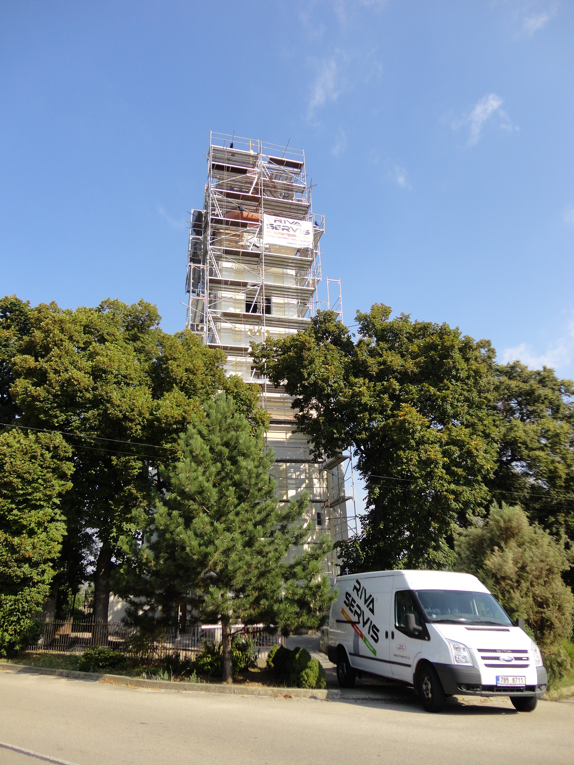 RIVA SERVIS s.r.o. - výškové, stavební a úklidové práce foto 2