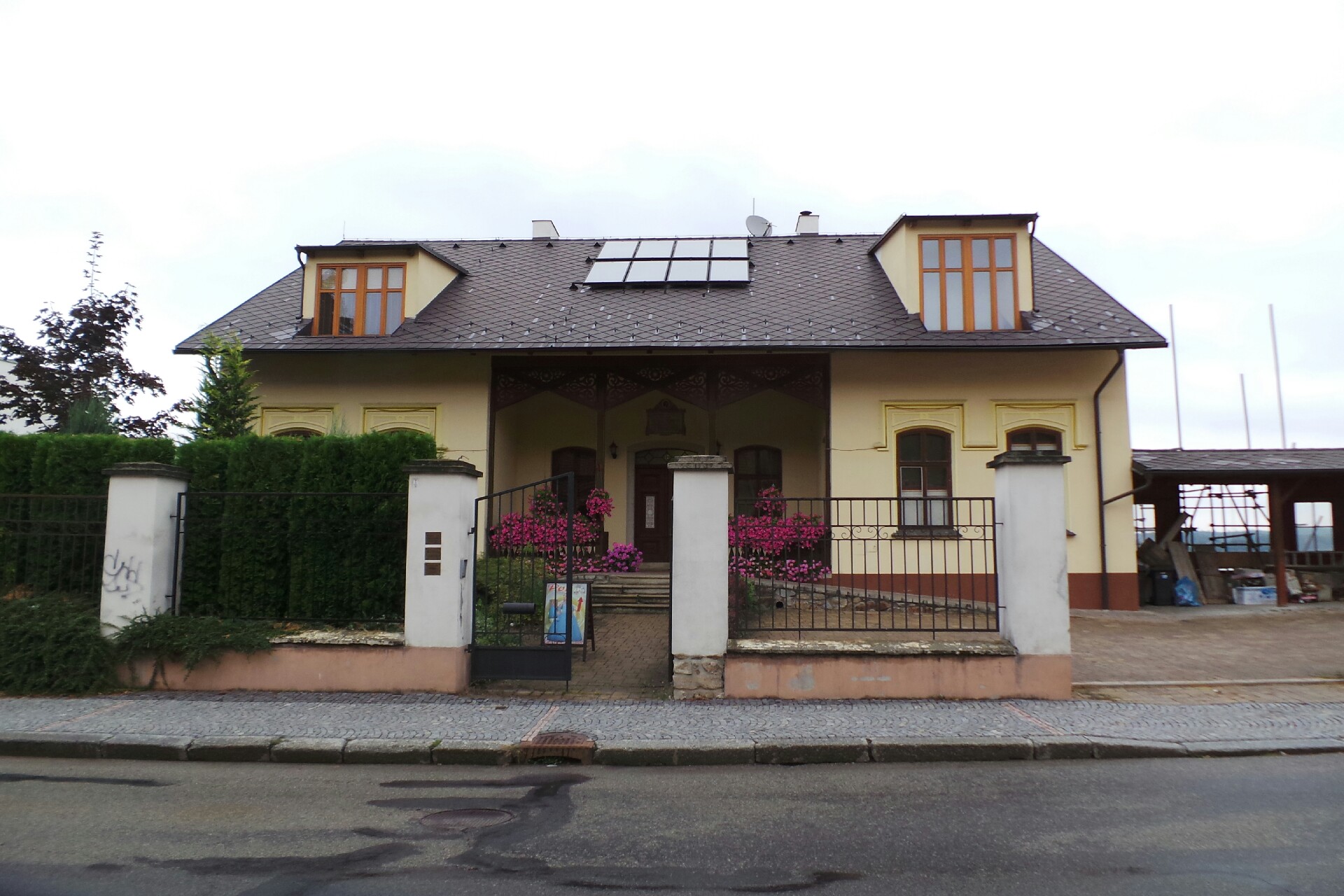 Realitní kancelář Fiala