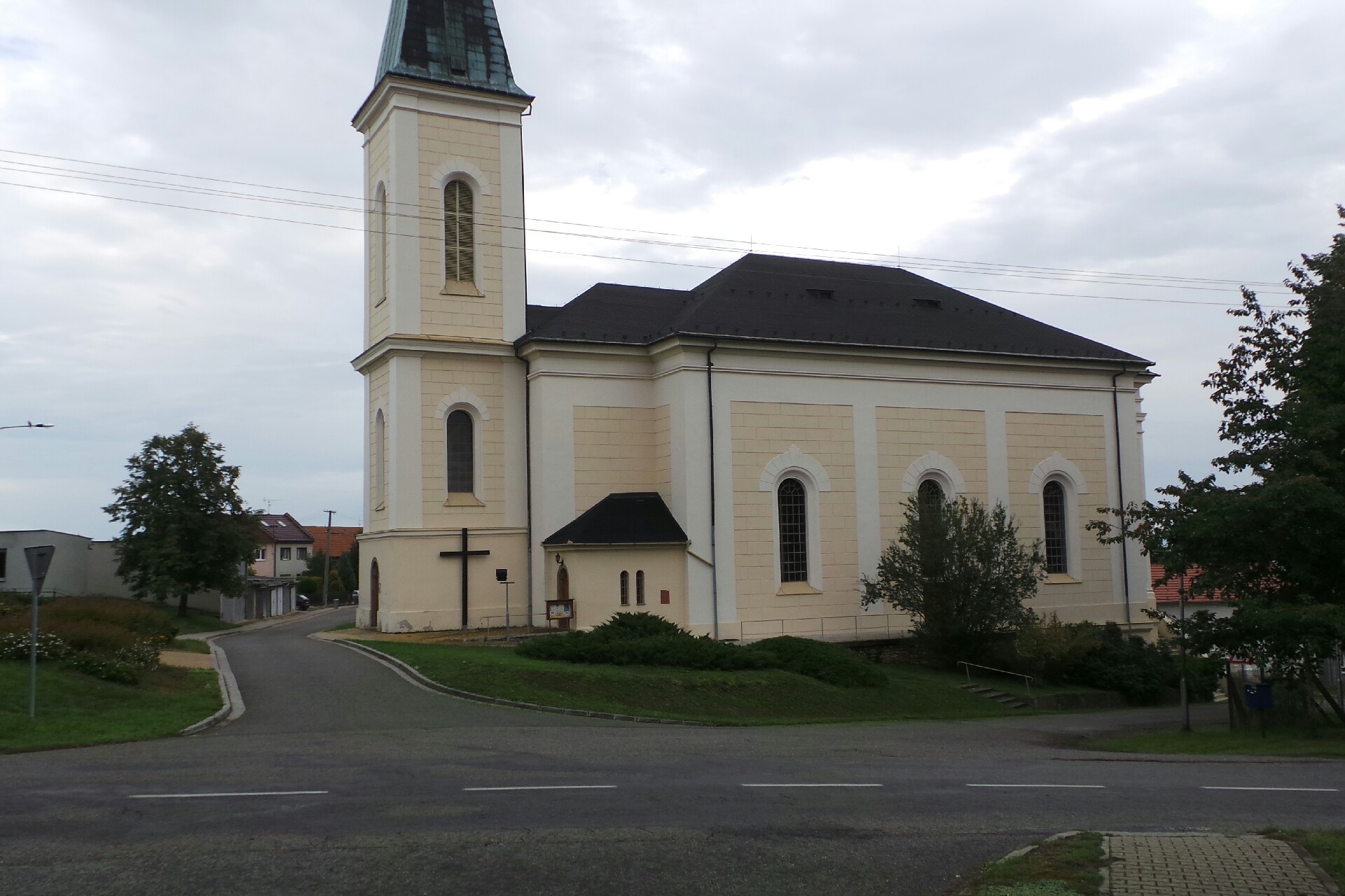 Římskokatolická farnost Ohrozim