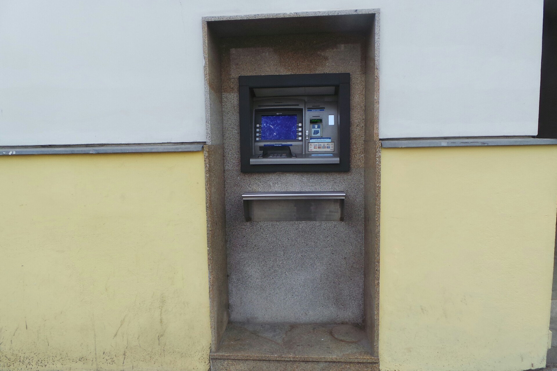 Bankomat České spořitelny