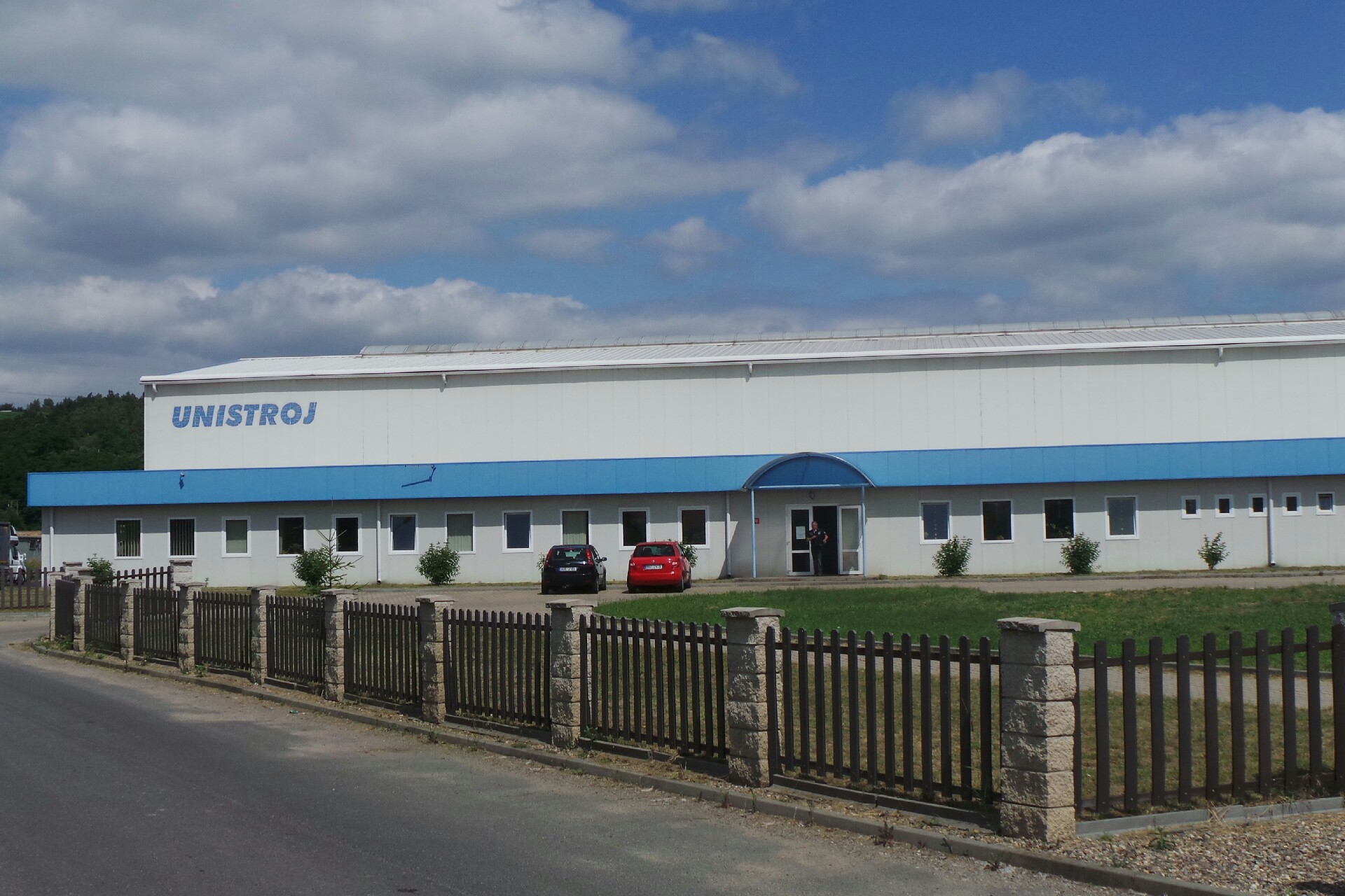 UNISTROJ, s.r.o.