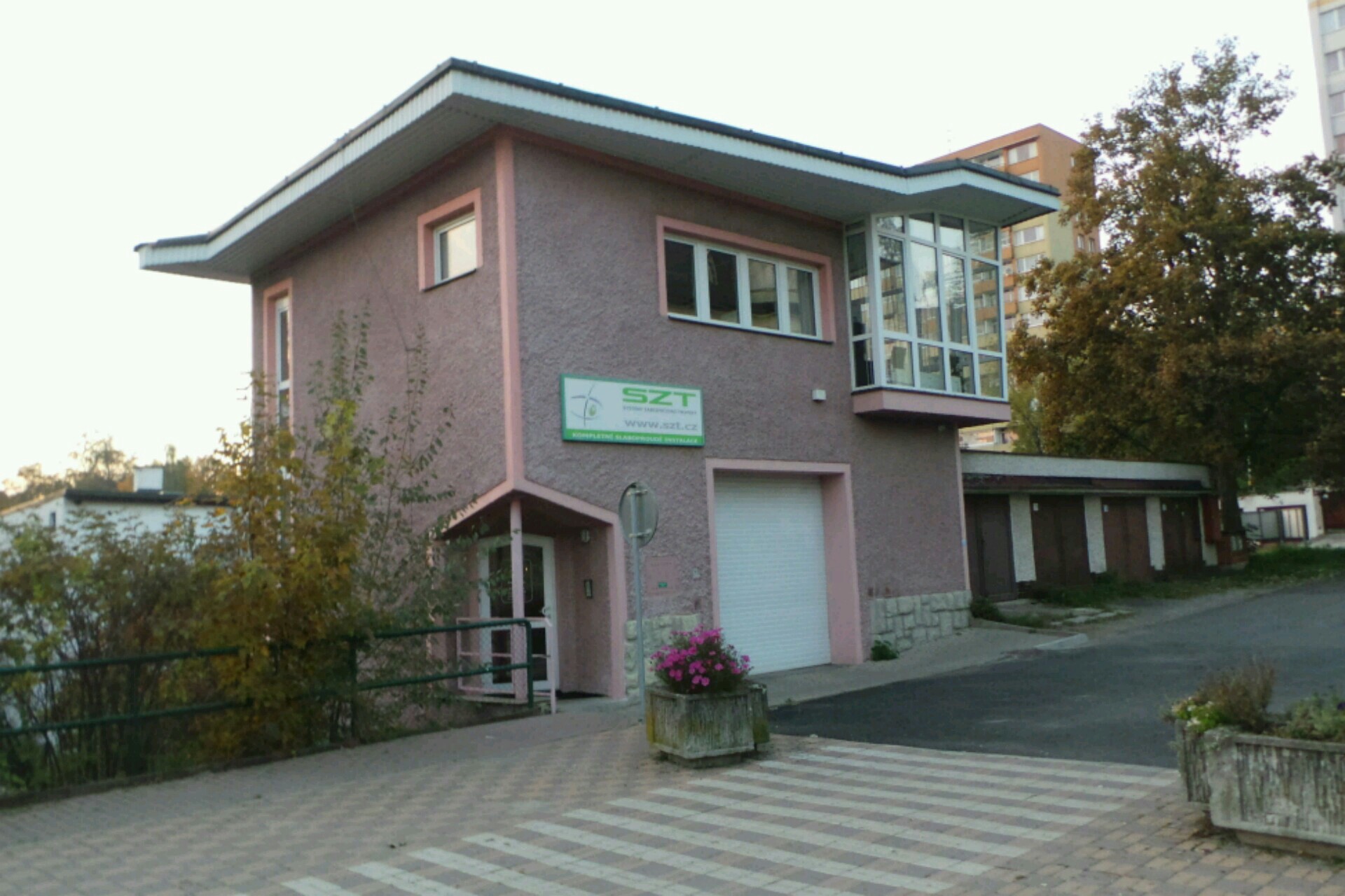 SZT - Systémy zabezpečovací techniky