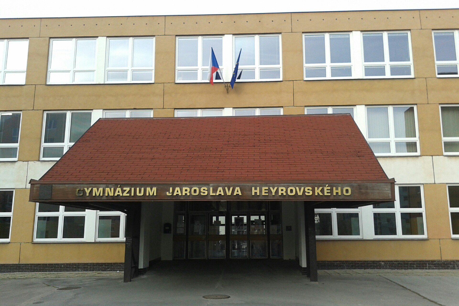 Gymnázium Jaroslava Heyrovského Praha 5 - Školní knihovna