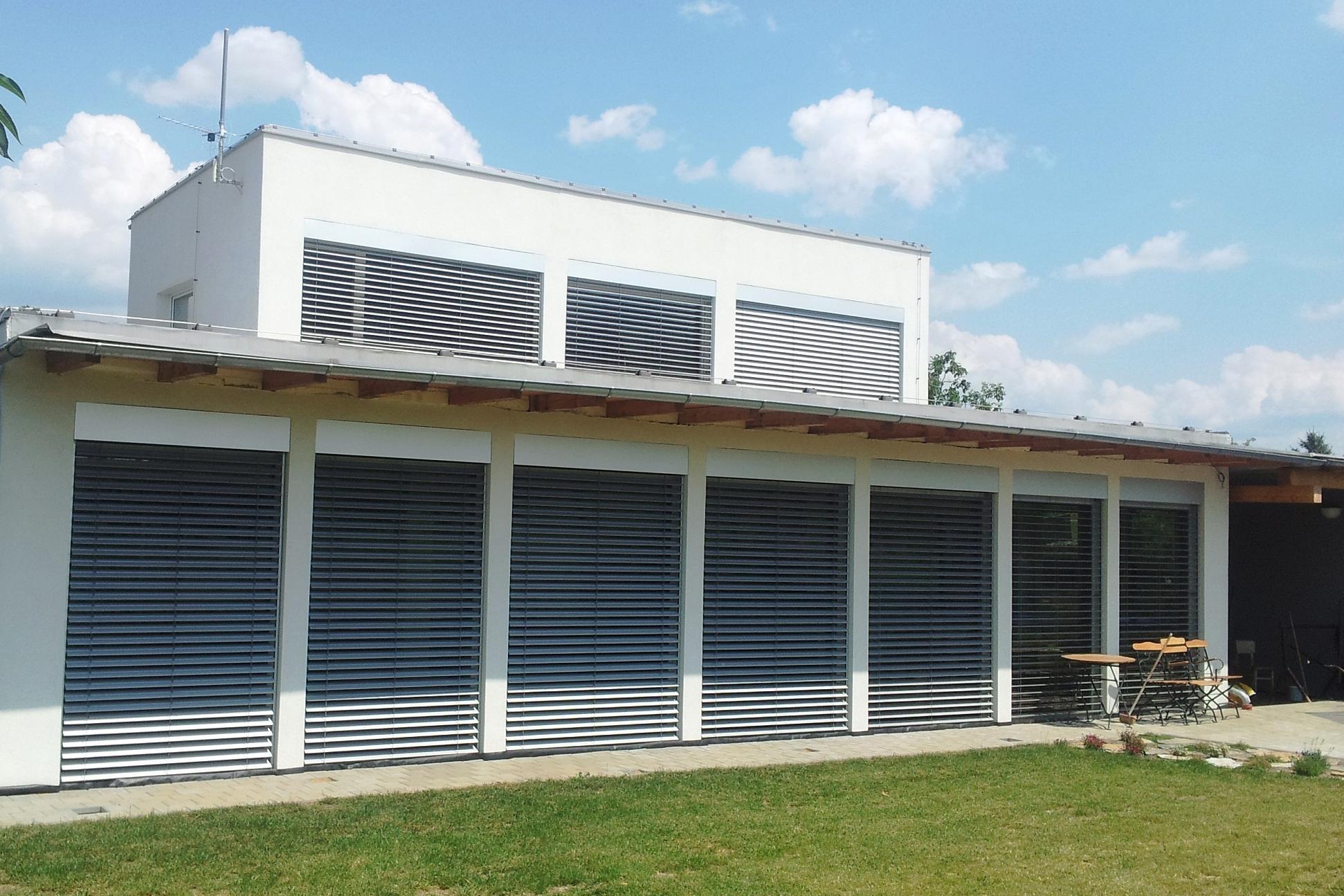 Jiří Vlček V-Group