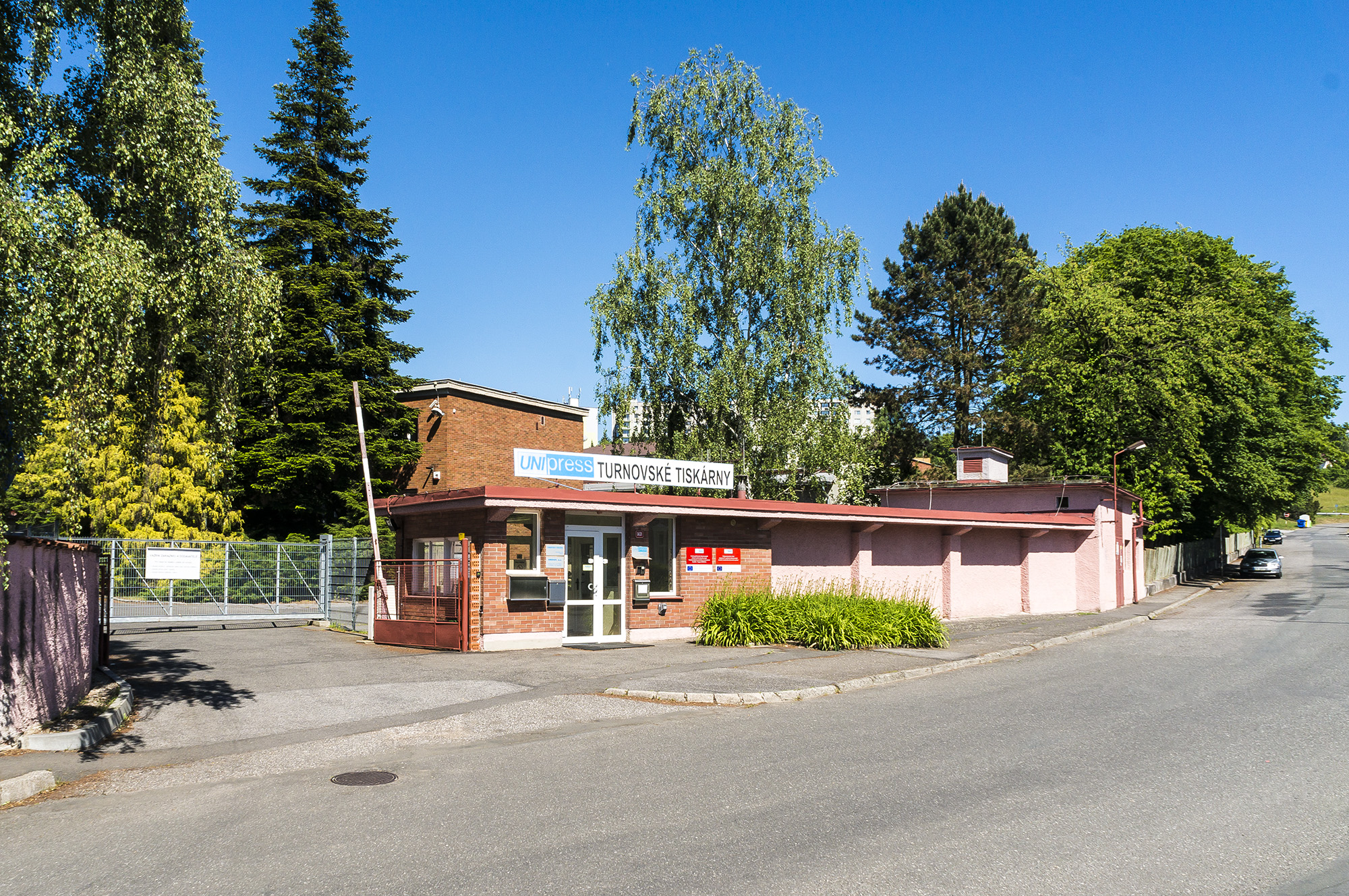 U N I P R E S S, spol. s r.o.