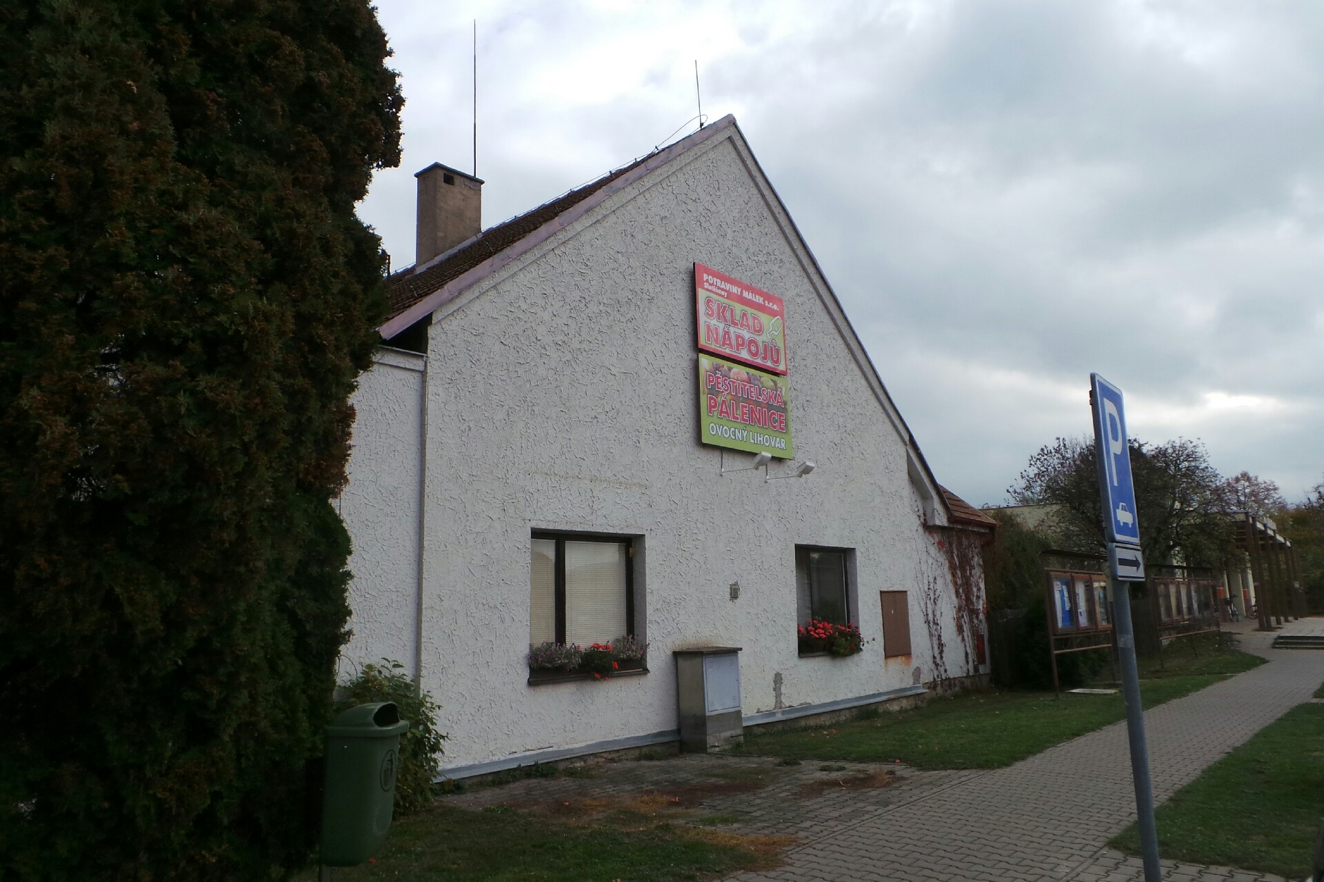 POTRAVINY MÁLEK, s.r.o.