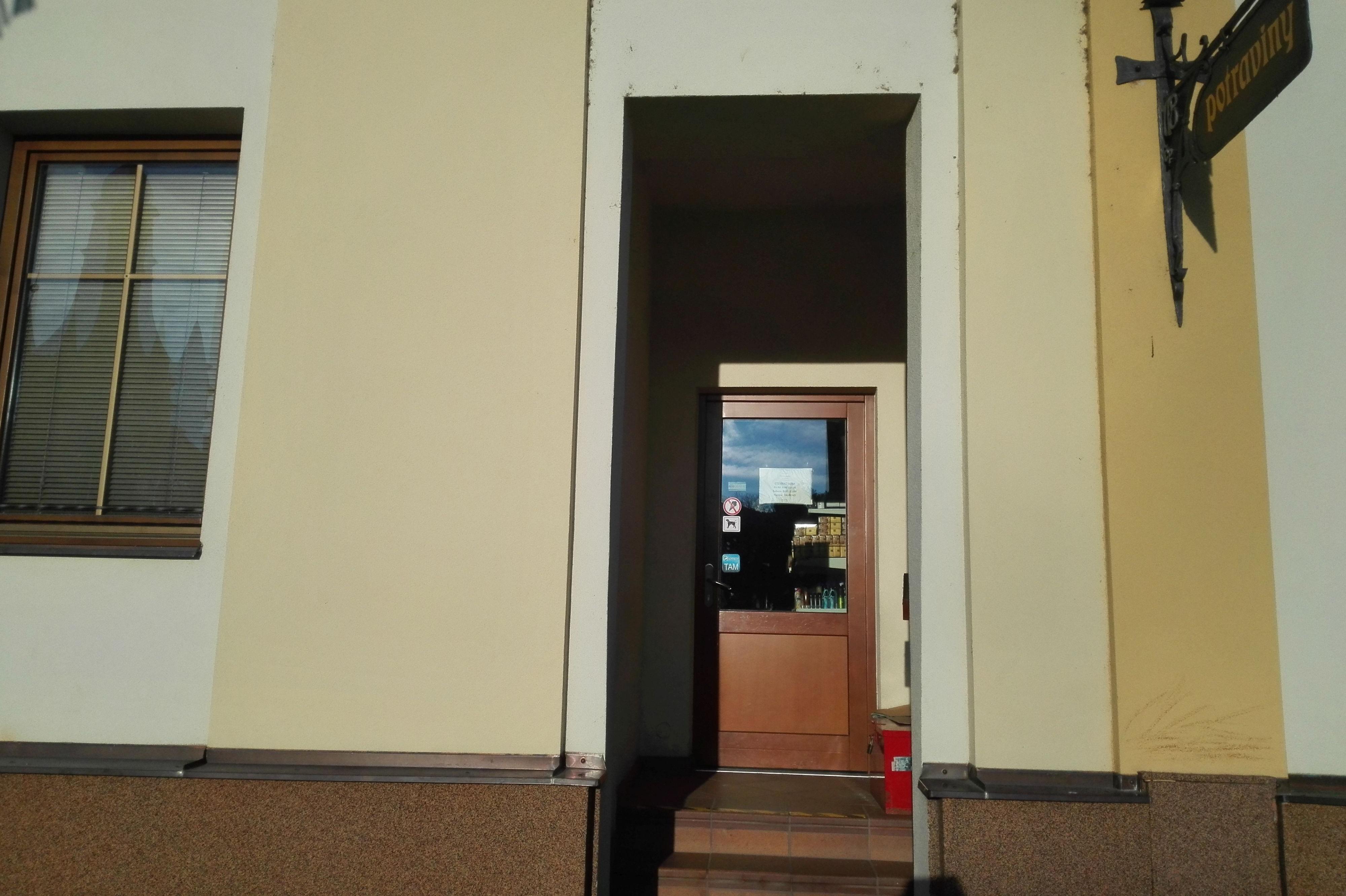 Levné potraviny DKS Tišnov