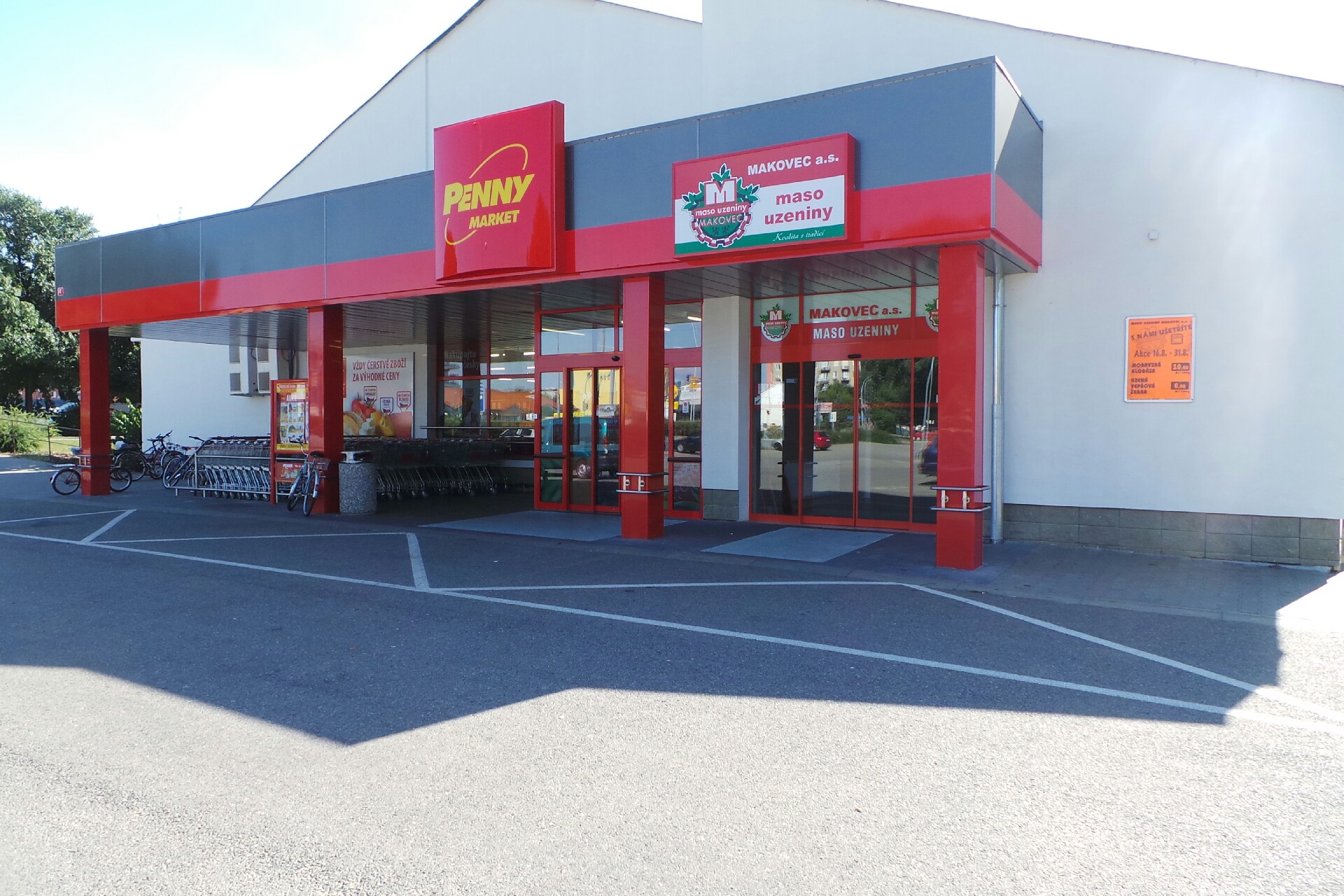 Makovec - maso uzeniny