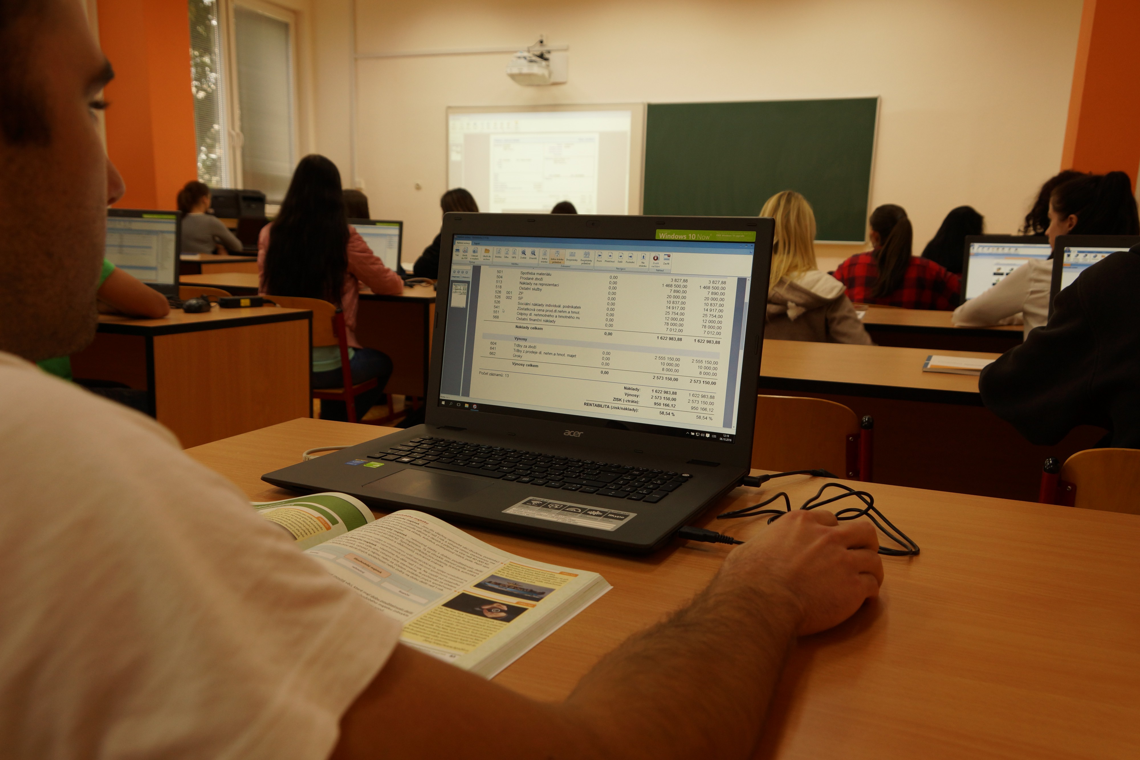Střední průmyslová škola a Obchodní akademie, Bruntál, příspěvková organizace foto 4