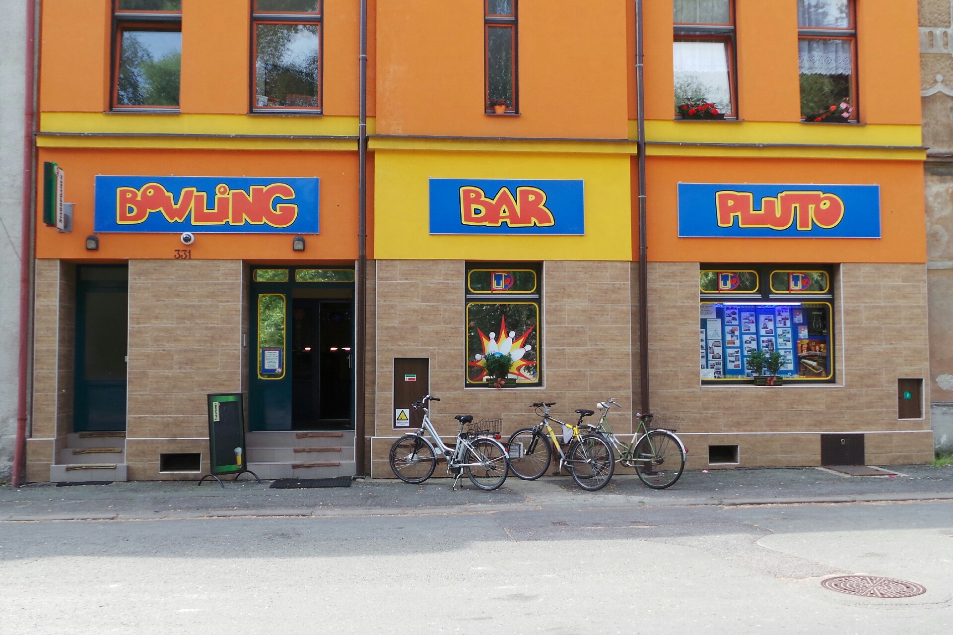 Bowling bar Pluto foto 1