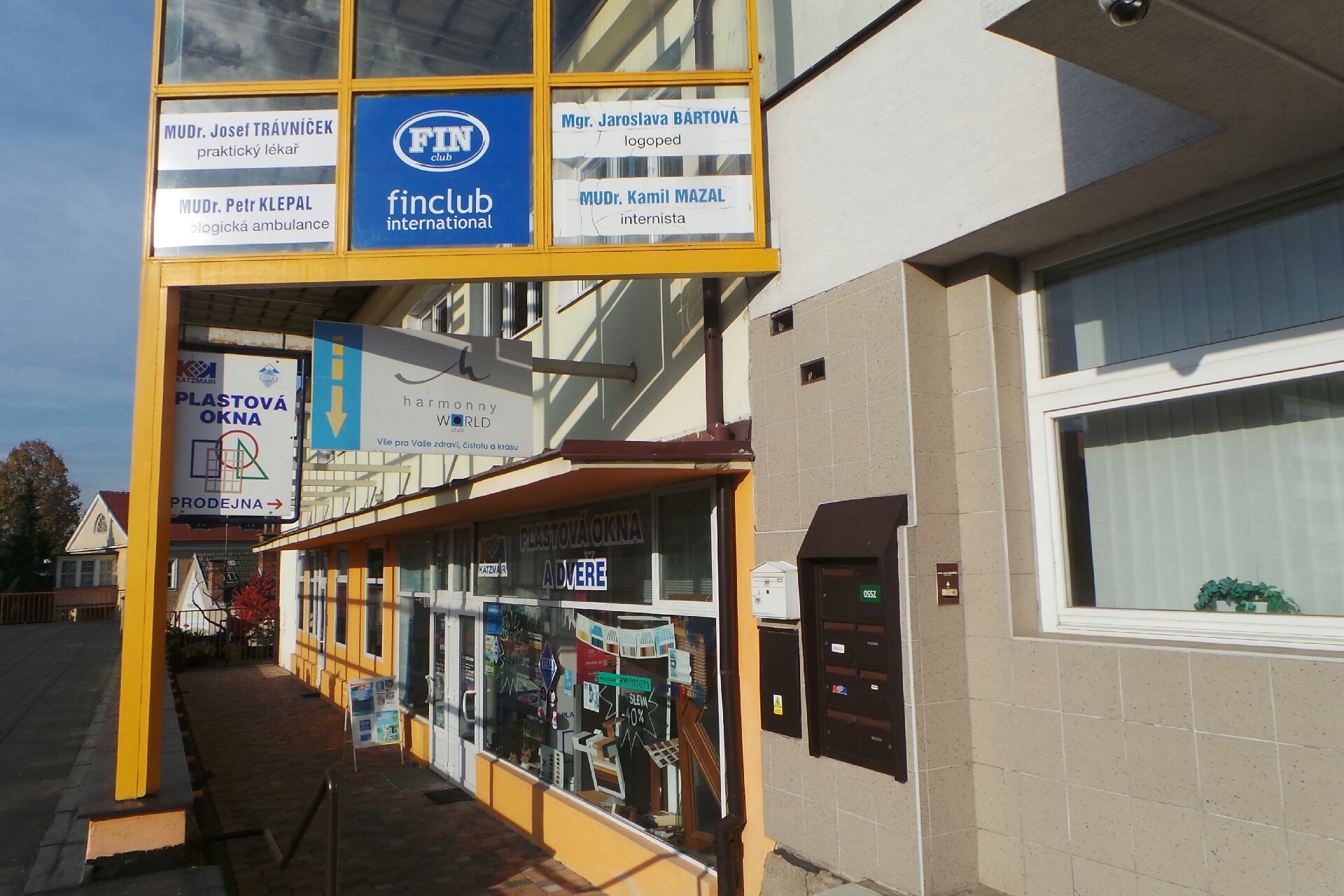 MUDr. Josef Trávníček